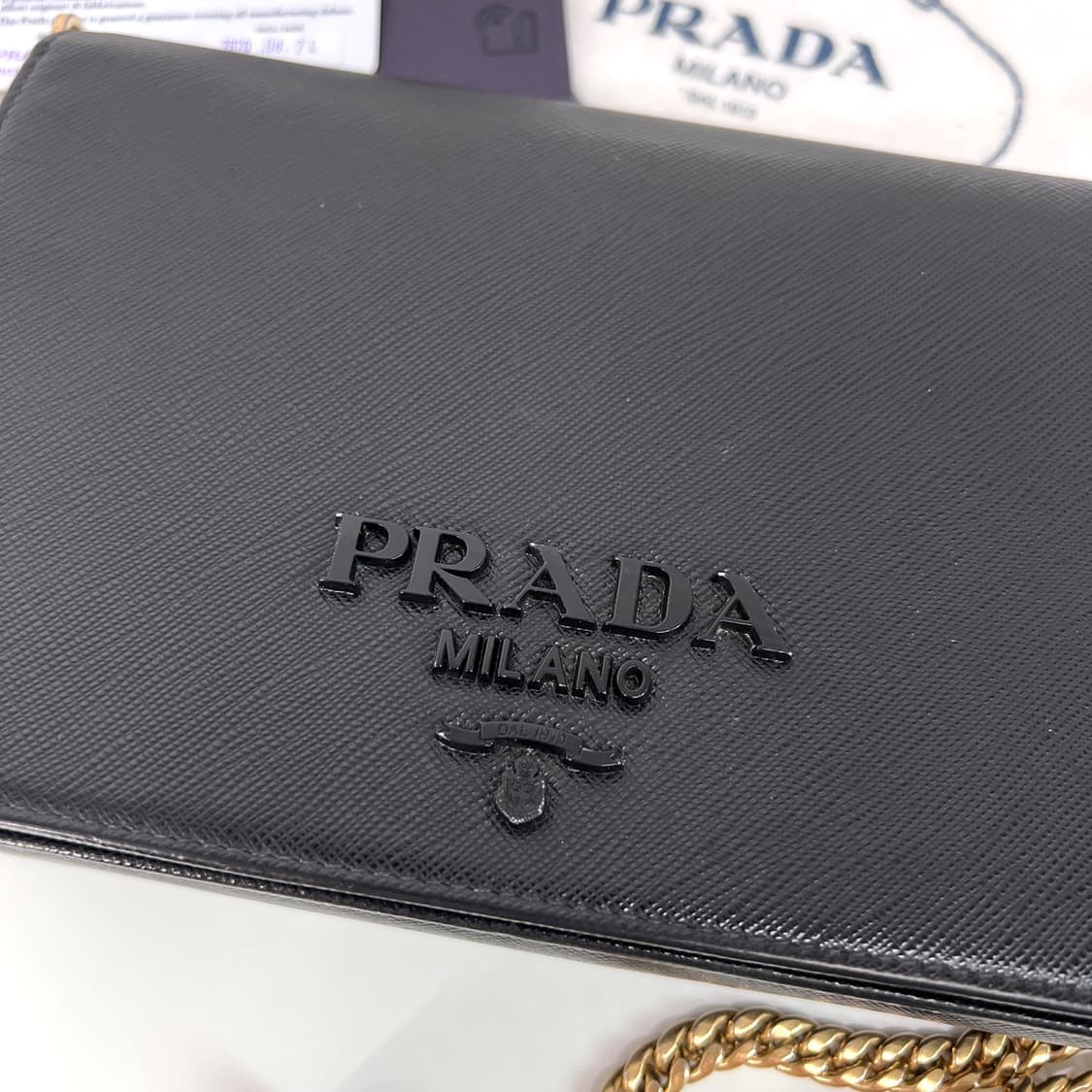 프라다 사피아노 블랙로고 체인 크로스백 블랙 (1BP018) 상품이미지4