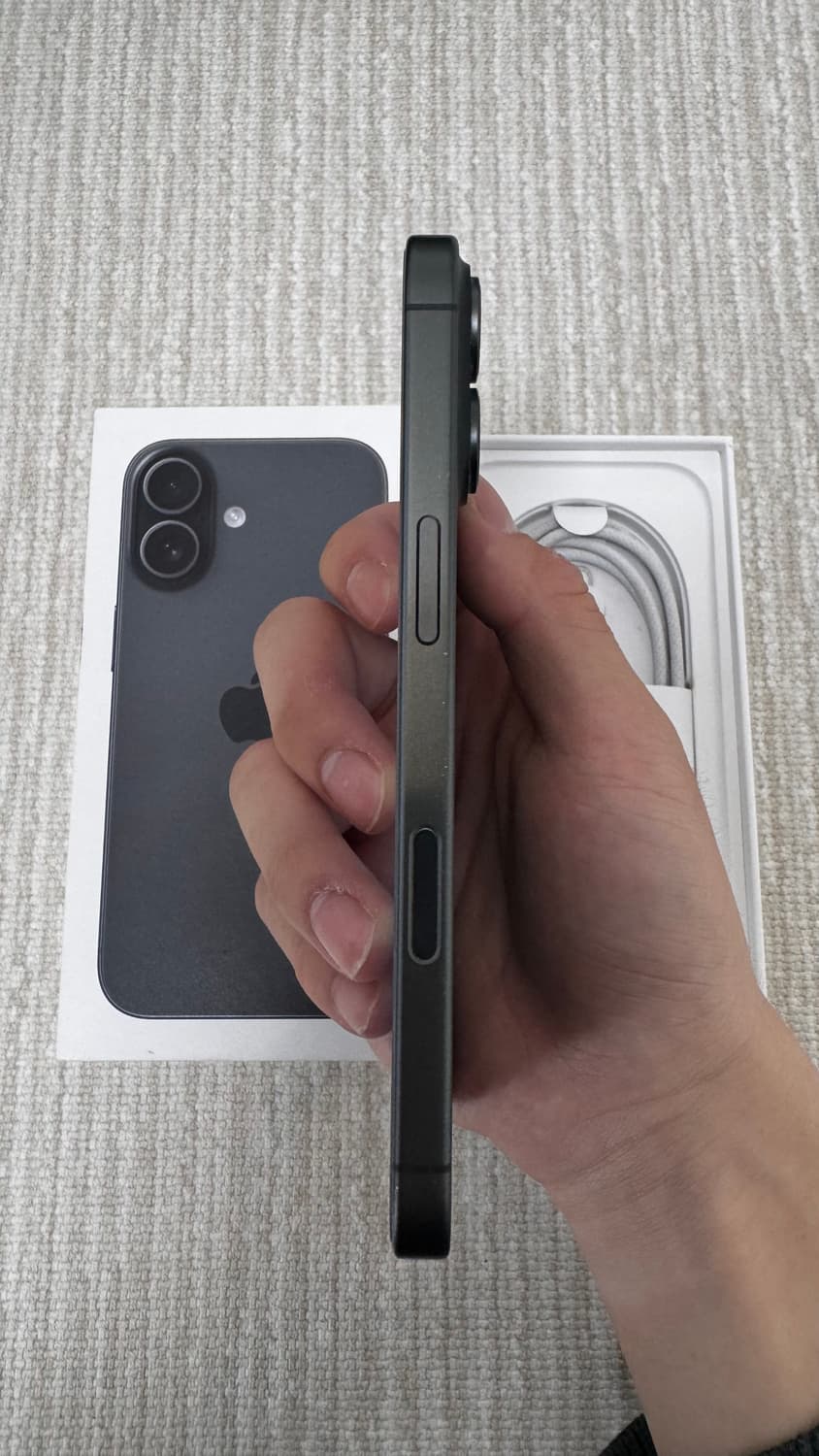 아이폰 17 블랙 S급 상품이미지3