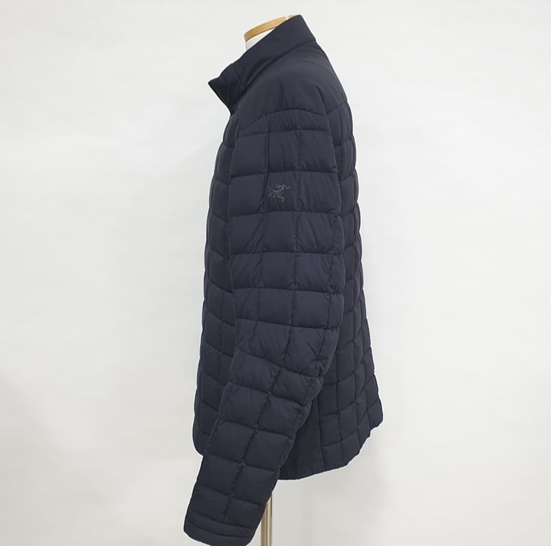 아크테릭스 남성 구스다운 경량패딩점퍼 100 라지 상품이미지5