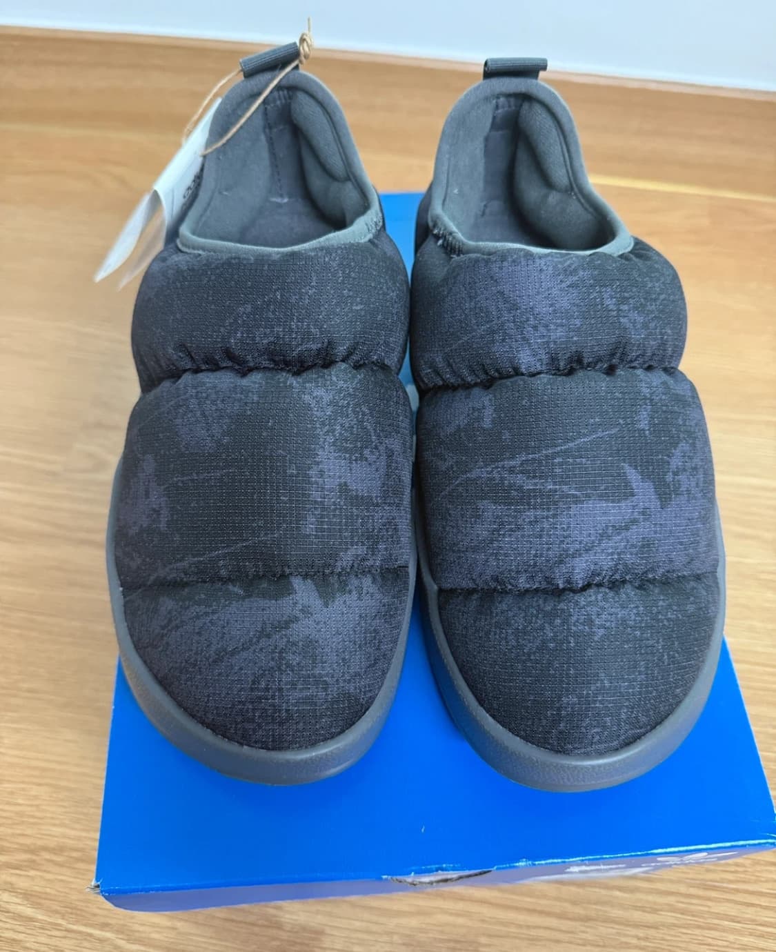 아디다스 패딩 신발 블랙 상품이미지2