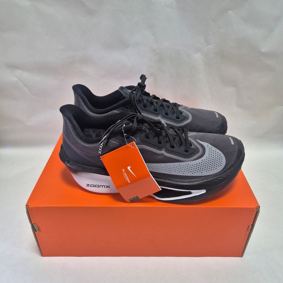 나이키 줌플라이 6 그레이화이트 새상품 270 상품이미지5