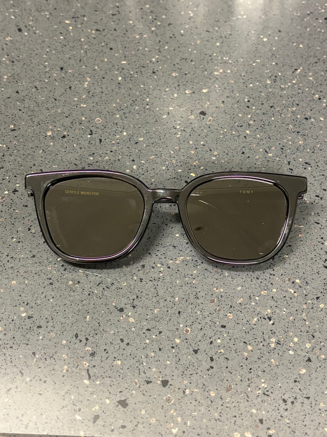 젠틀몬스터 토미 Tomy01 상품이미지2