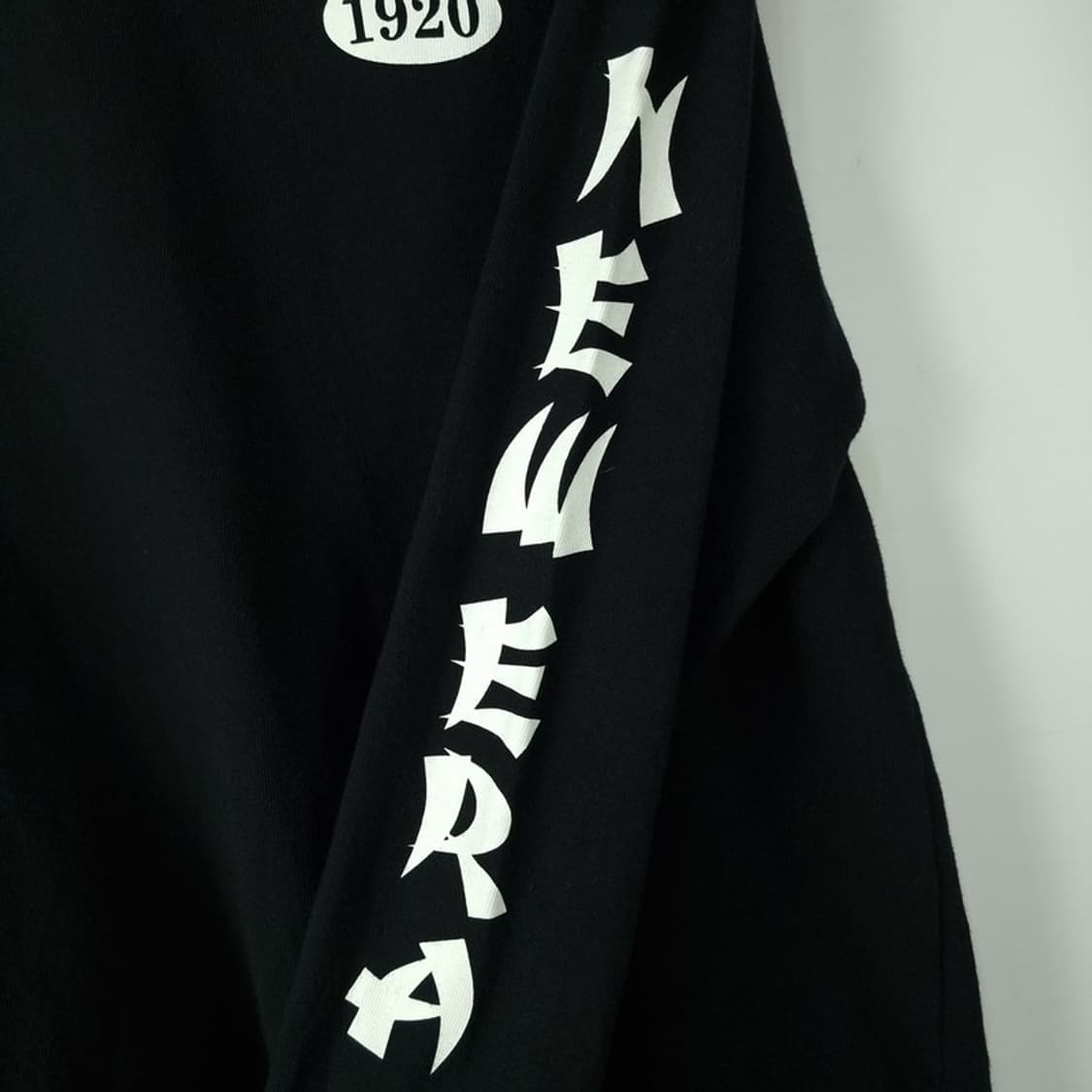 [뉴에라] 멀티 그래픽 프린팅 롱슬리브 긴팔티 블랙 M19900 상품이미지6