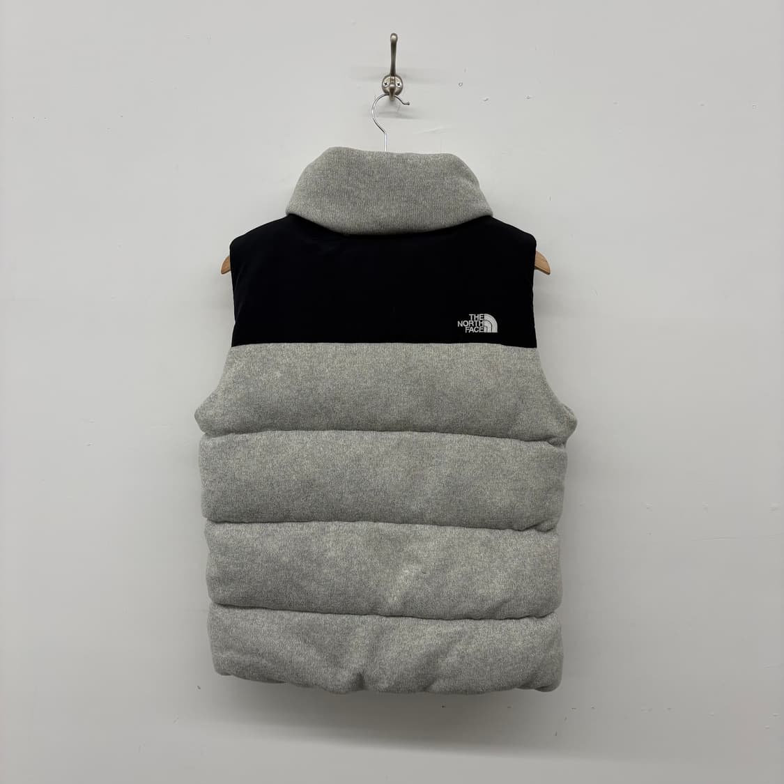 노스페이스 700 눕시 패딩 베스트 그레이 S 상품이미지7