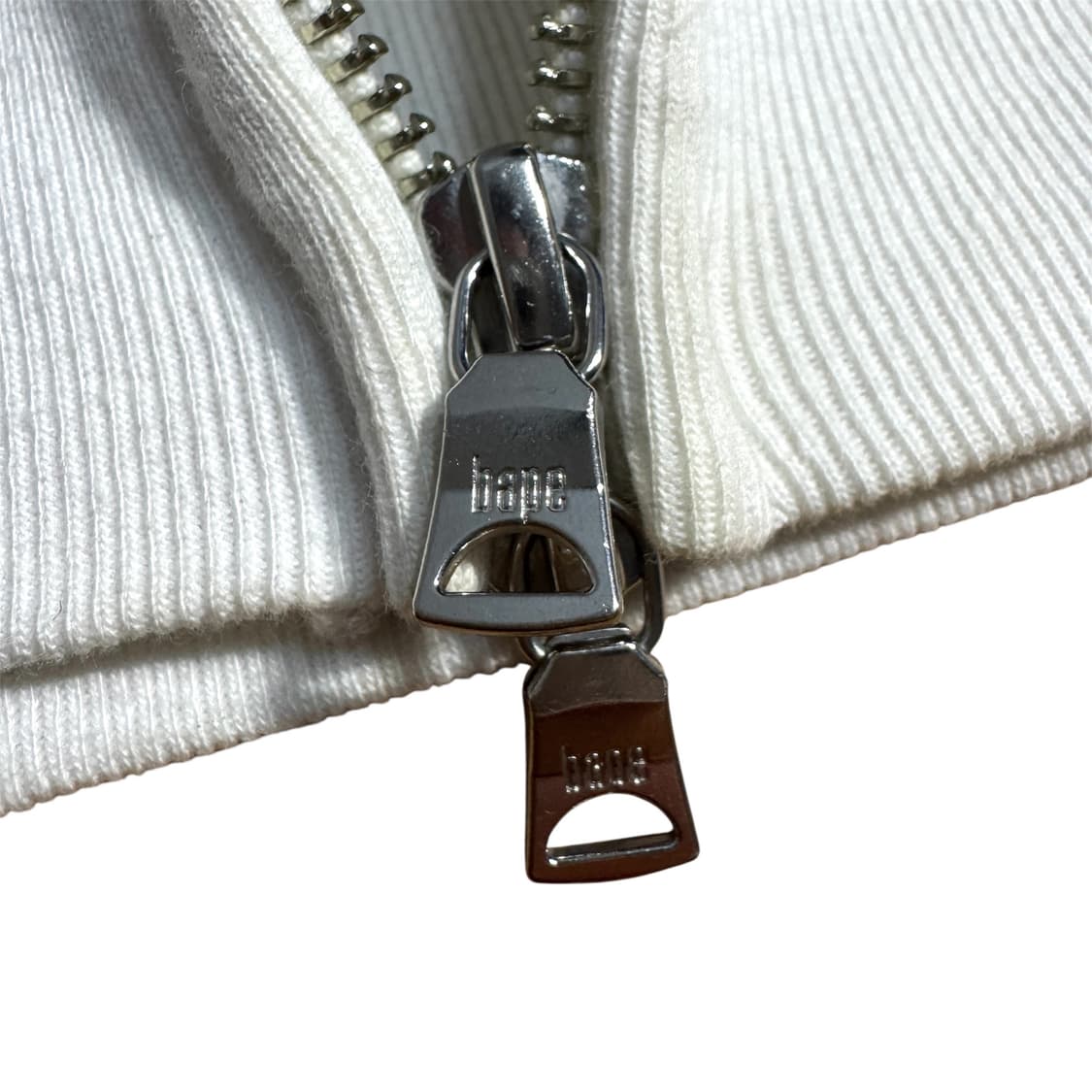 bape 베이프 X 바운티 헌터 매드 샤크 화이트 후드집업 상품이미지5