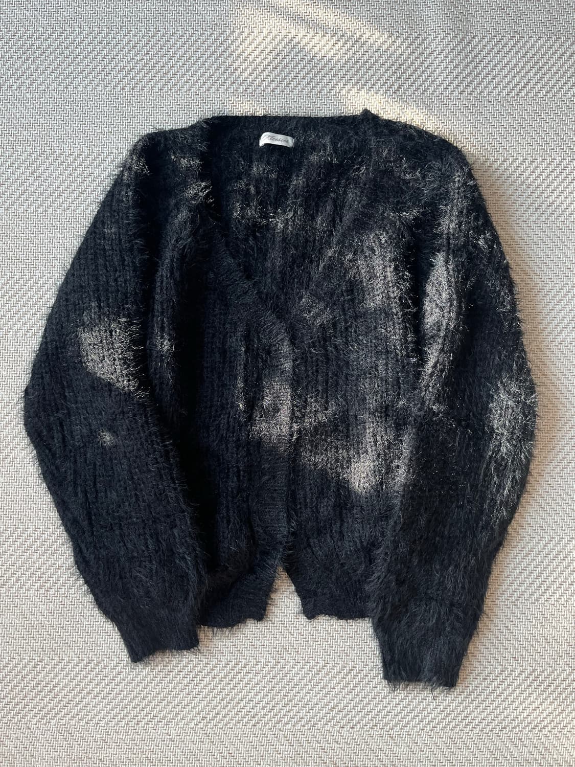 클리시어 슈가플럼 헤어리 가디건 블랙  상품이미지2