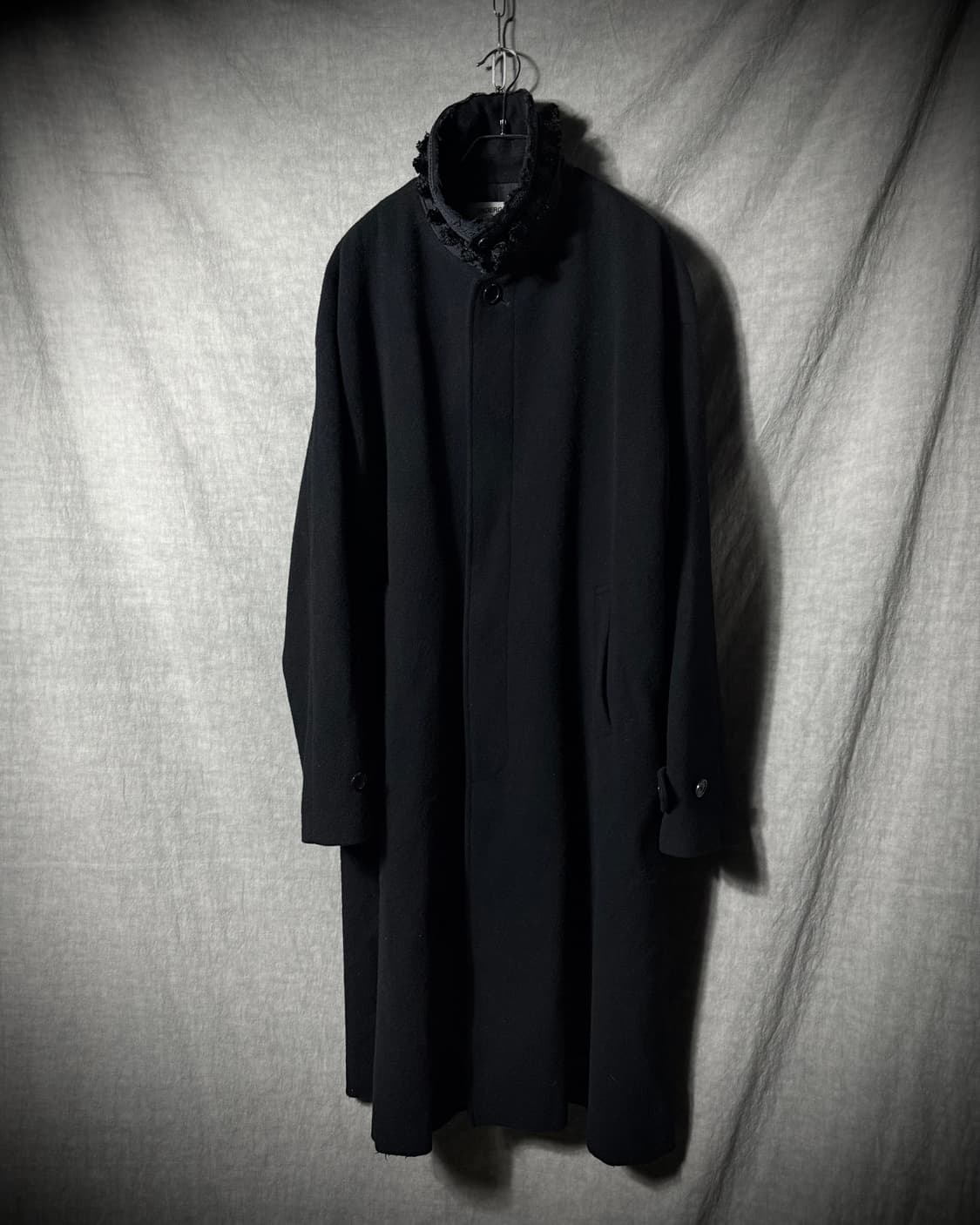 Undercover 23–24AW Lace Collar Wool Coat 상품이미지1
