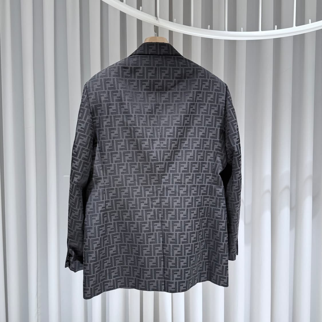52 / 펜디 FF 모노그램 블레이저 상품이미지4