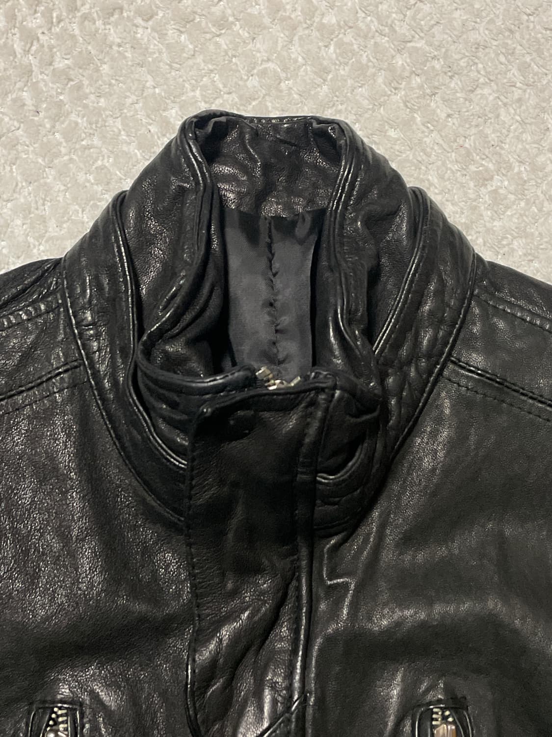 광희시장 웨스턴 무드 램스킨 양가죽 절개 레더 자켓 상품이미지4