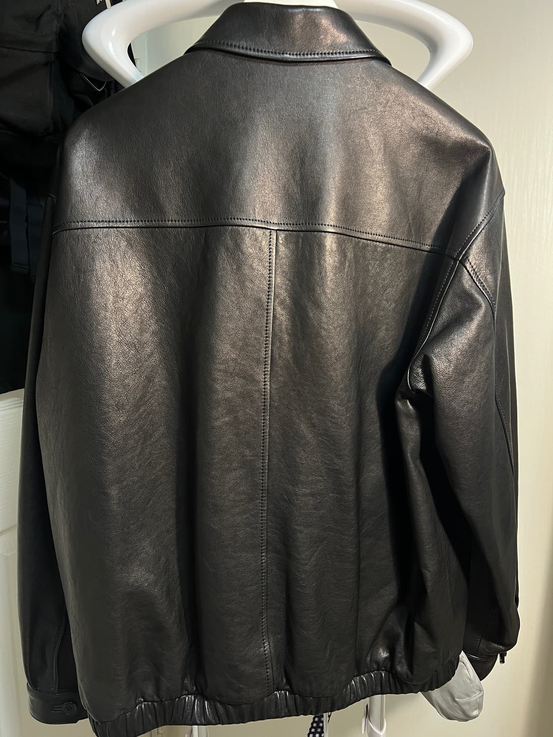 [2, 풀구성] SEW 레더 블루종 자켓 - 블랙 상품이미지2