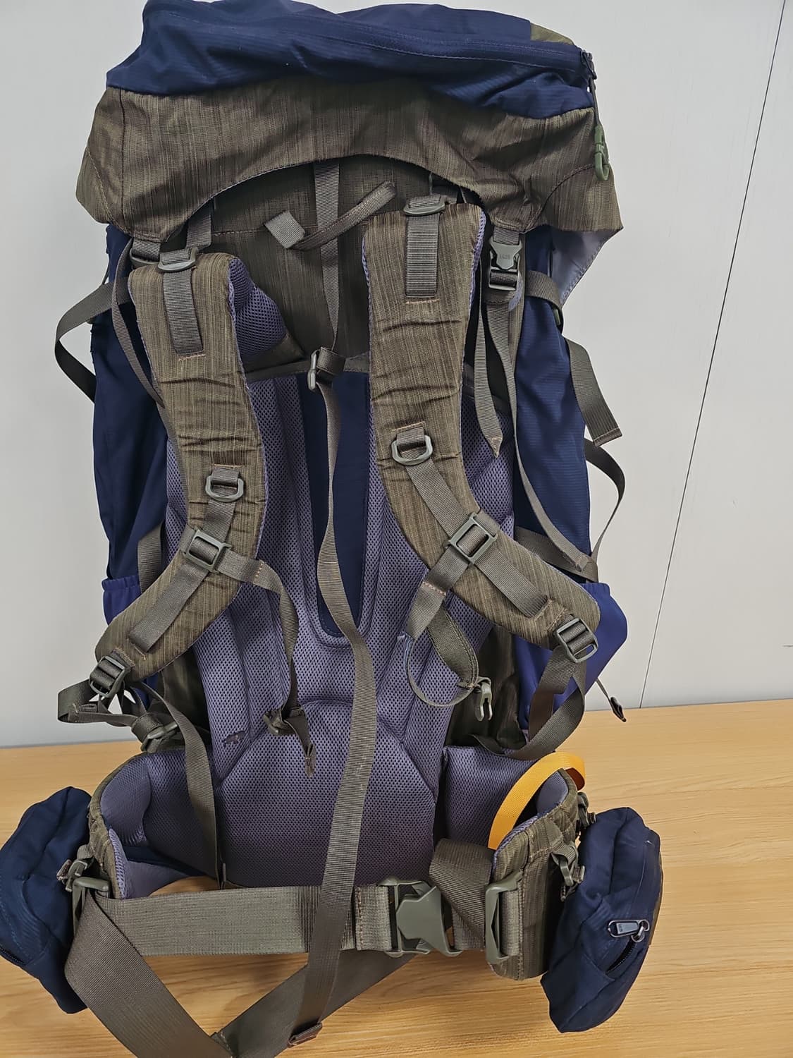 k2 정품 70리터 등산배낭 가방 팝니다 상품이미지2