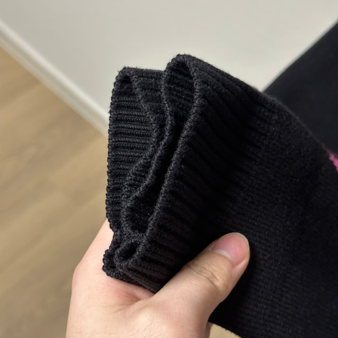 [오버핏 XS] 발렌시아가 멀티로고 울 오버 니트 블랙 상품이미지4