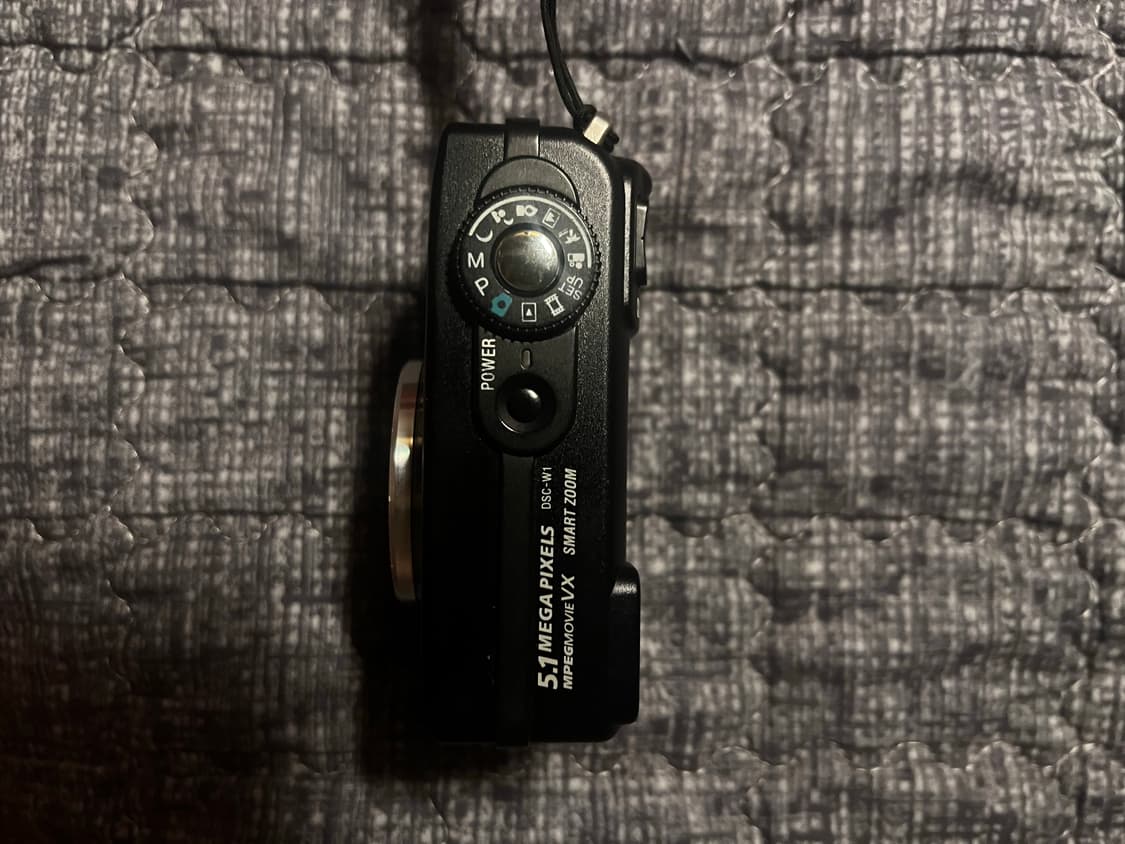 소니 사이버샷 디지털카메라 DSC w1 상품이미지2