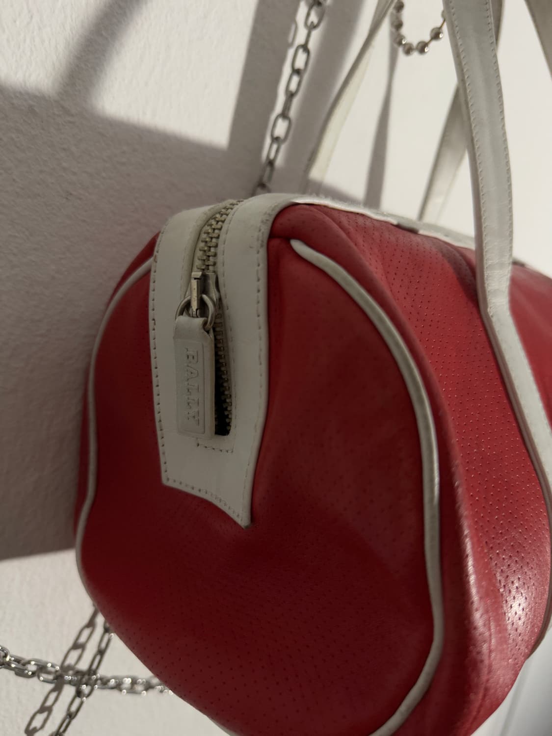 발리 레드크로스 레더 스몰 해머백 상품이미지4