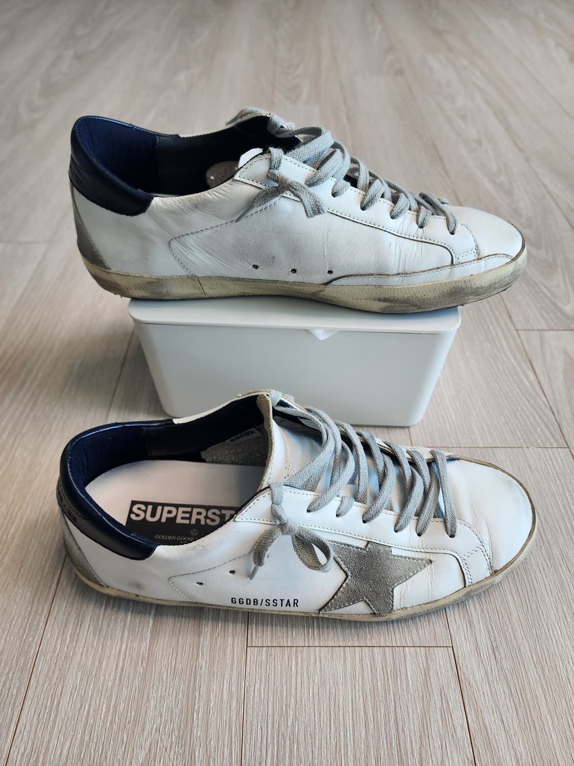 골든구스 슈퍼스타 스니커즈 정품 판매합니다  상품이미지2