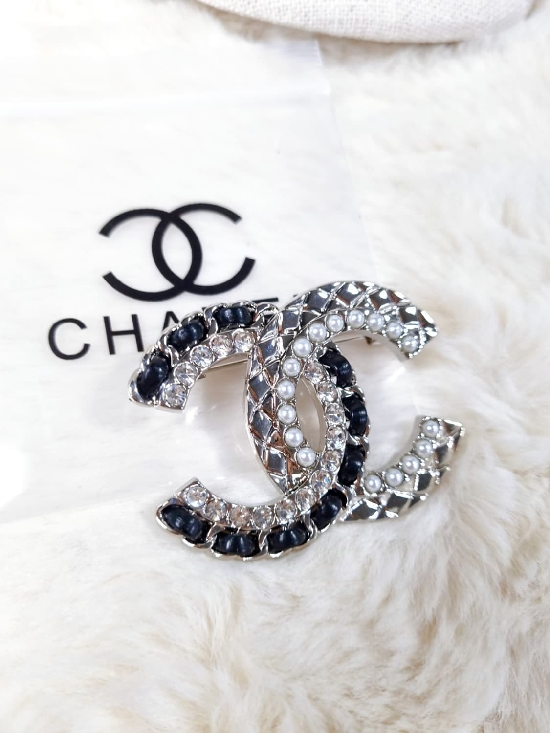 빈티지 샤넬 로고CC 브로치 상품이미지2
