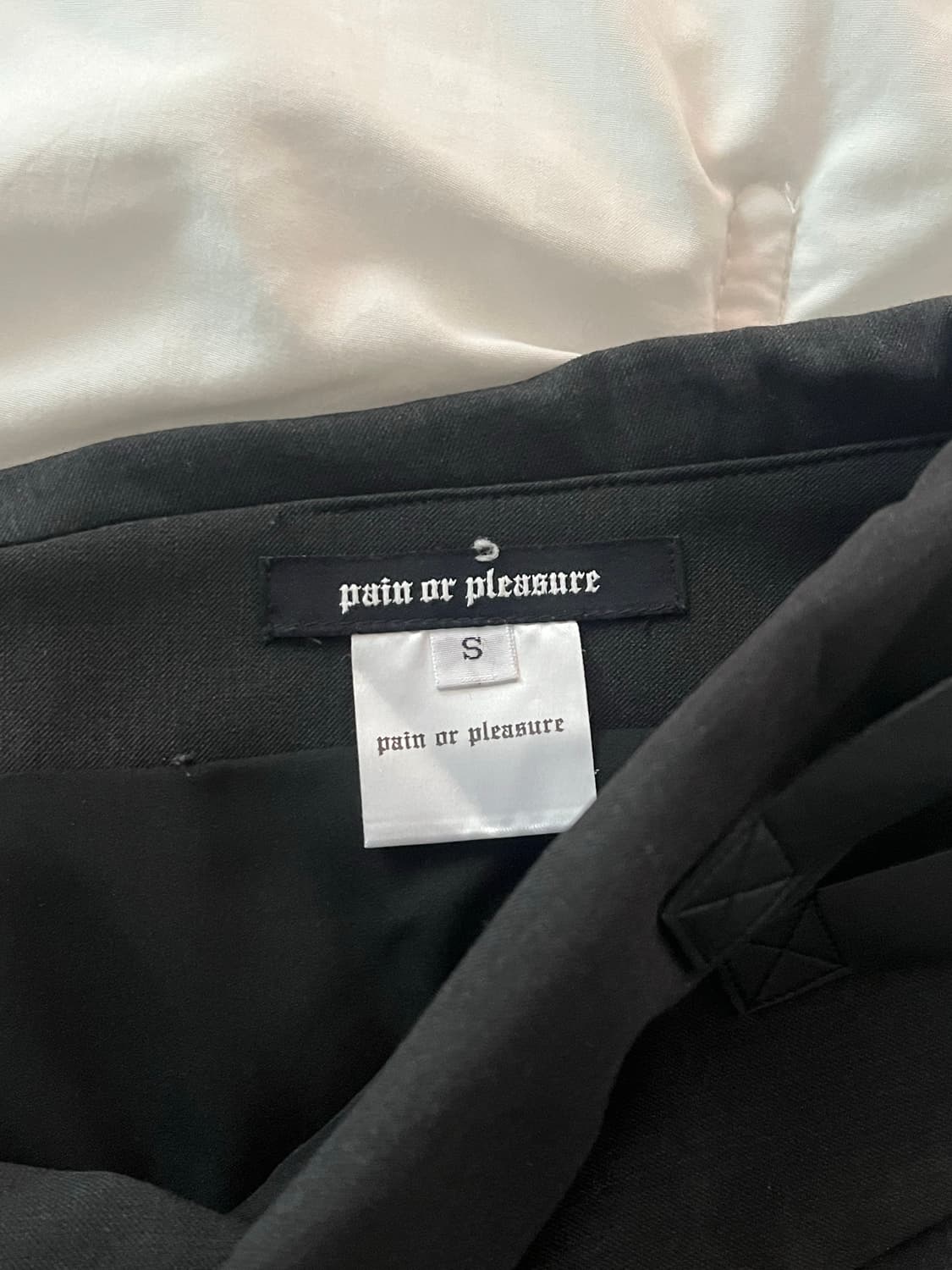 페인오어플레져 CHARLOTTE PLEATS SKIRT cha 상품이미지3