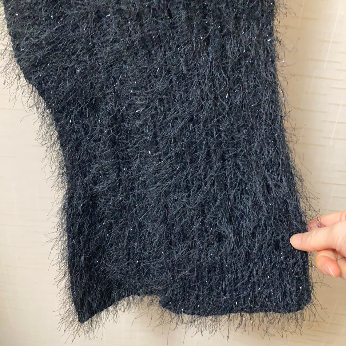 반짝임이 있는 너무 예쁜 니트 블랙 숄. 머플러 상품이미지6