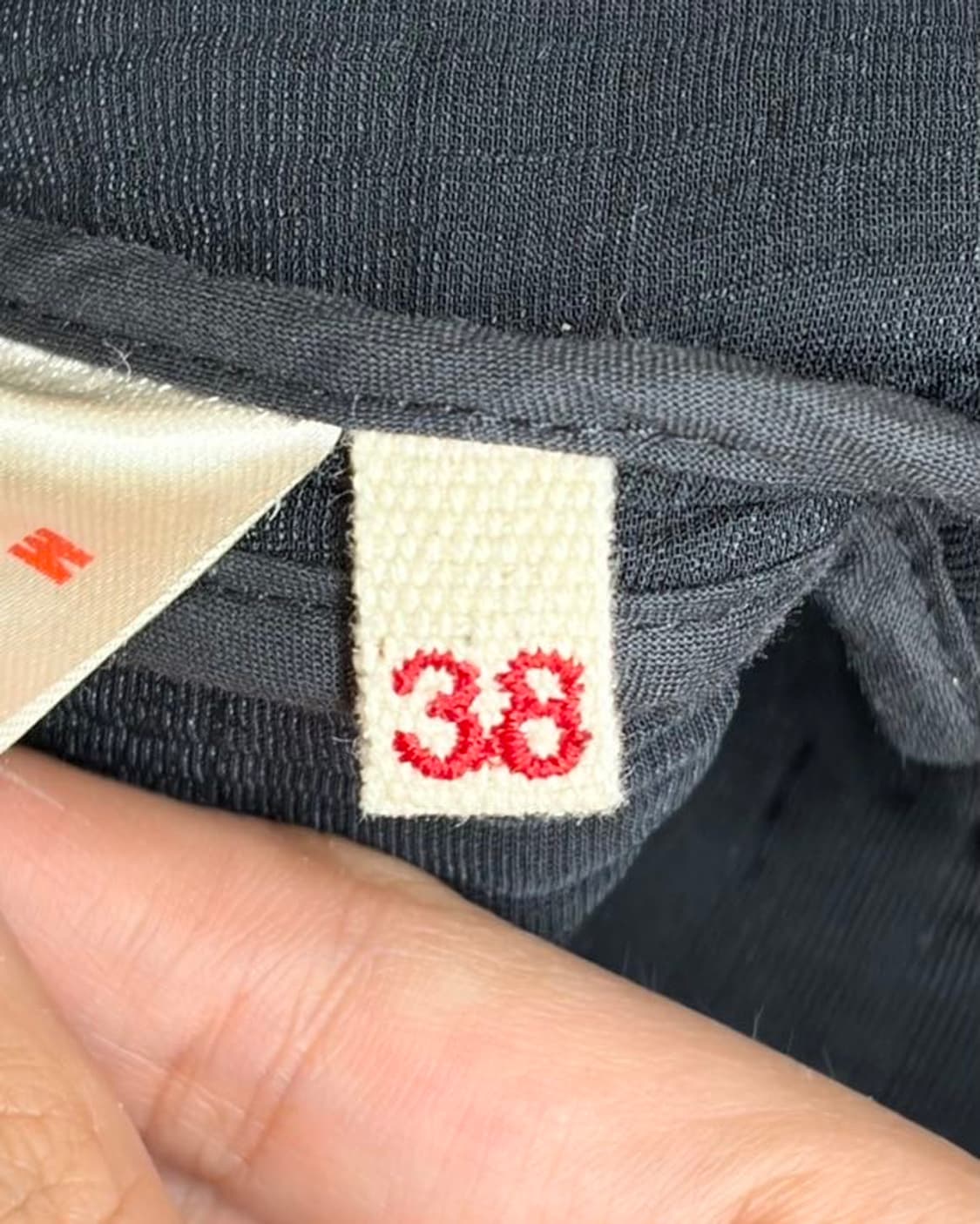 마르니 블랙 라운드넥 플리츠 자켓  상품이미지9