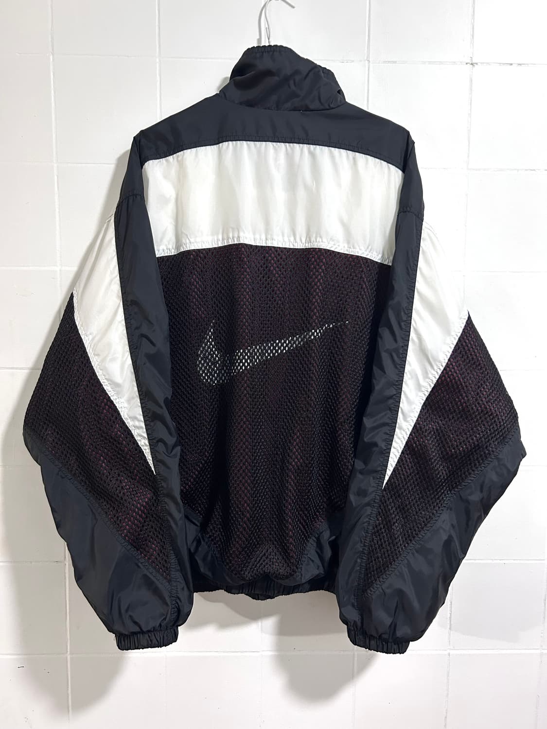 나이키 90s 바람막이 마룬 화이트 상품이미지2