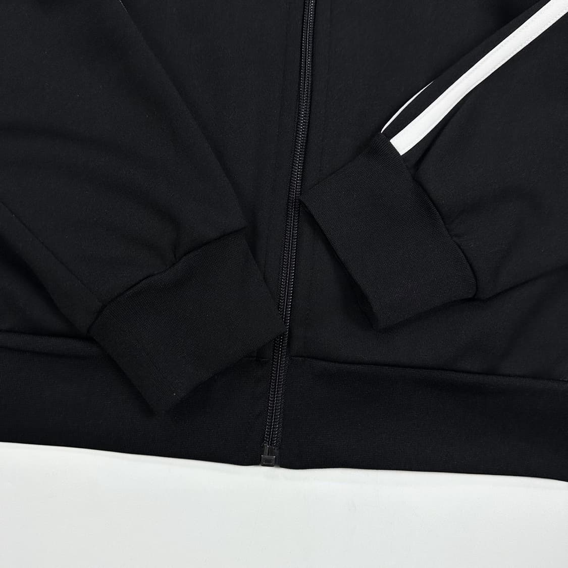 아디다스 오리지널 블랙 트랙탑 져지 (M 여성추천) 상품이미지4