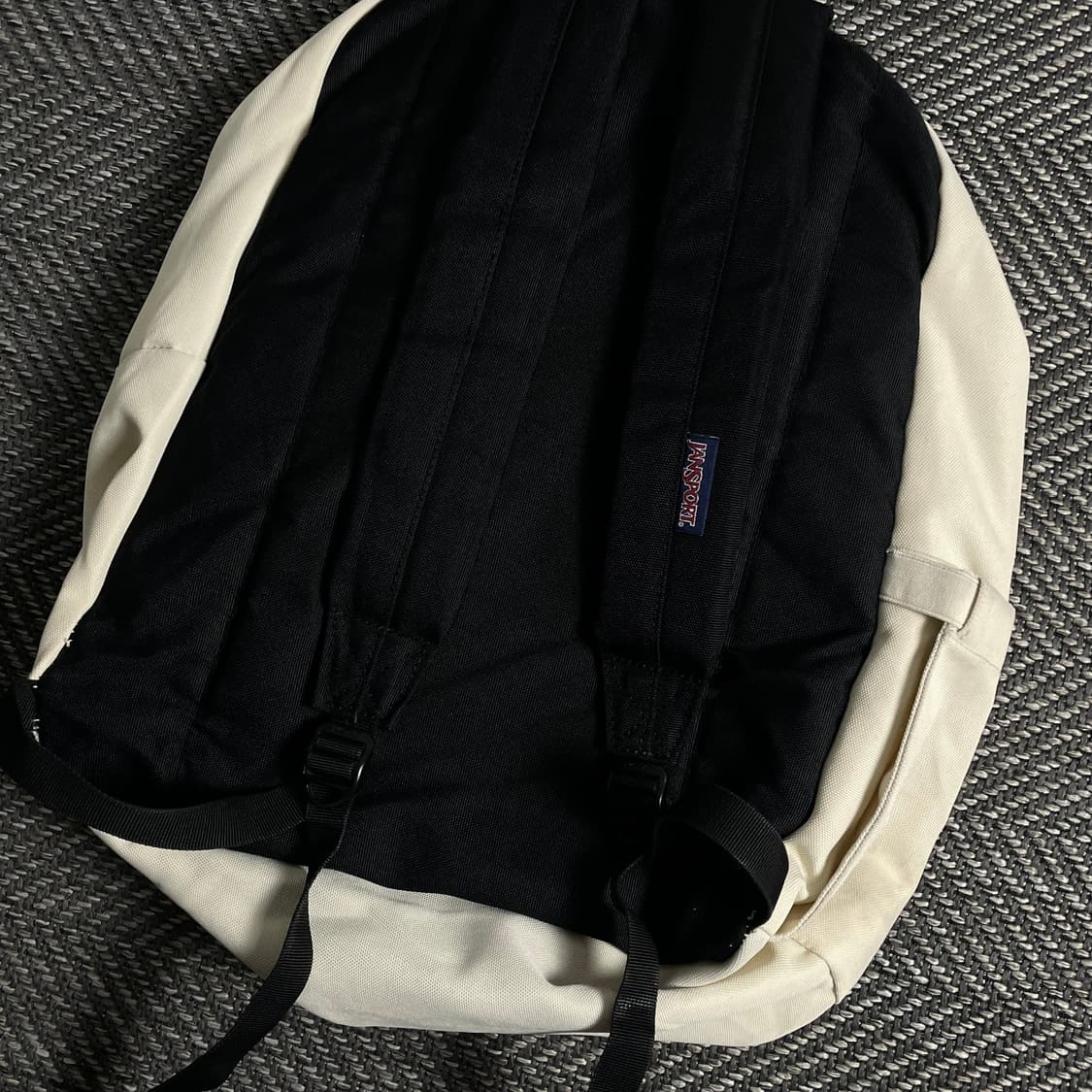 잔스포츠 슈퍼브레이크 플러스 랩탑 백팩y 3608 상품이미지4