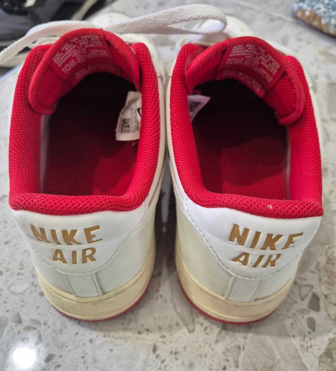 에어포스 레드 상품이미지2