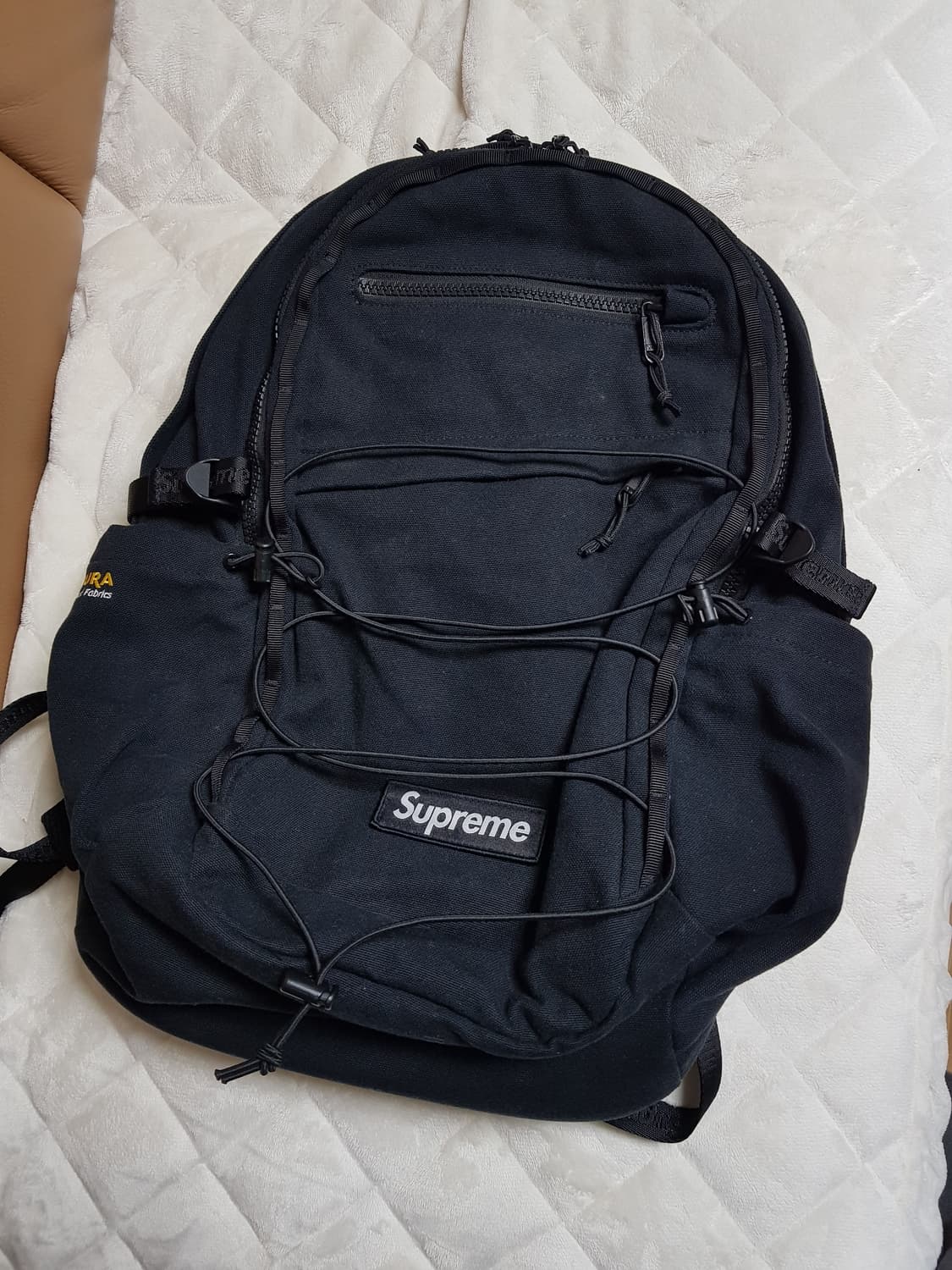 슈프림 백팩 블랙 25SS 상품이미지1