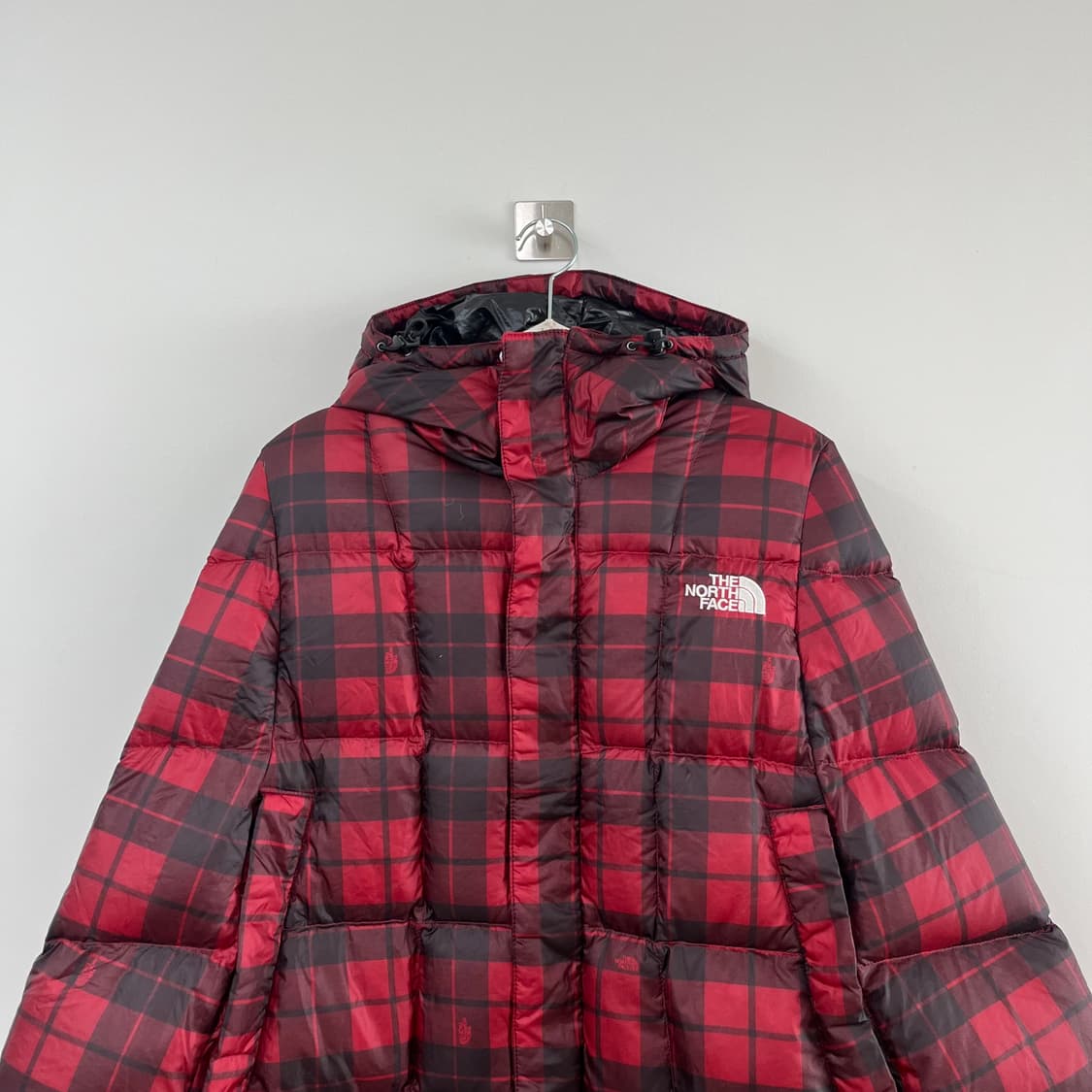 노스페이스 눕시 700 구스다운 판초 체크 케이프 패딩 상품이미지3