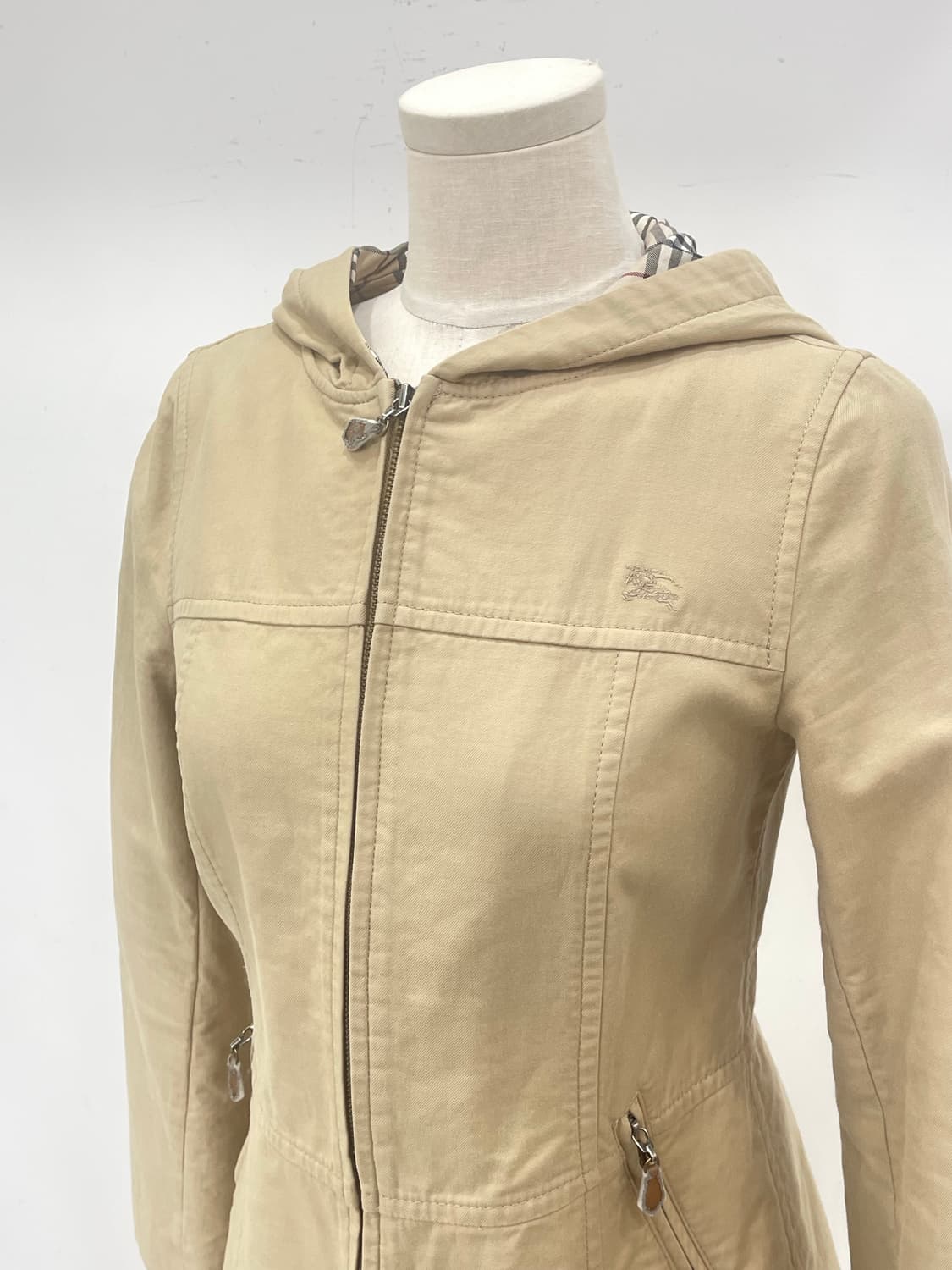 버버리 여성 후드  상품이미지5