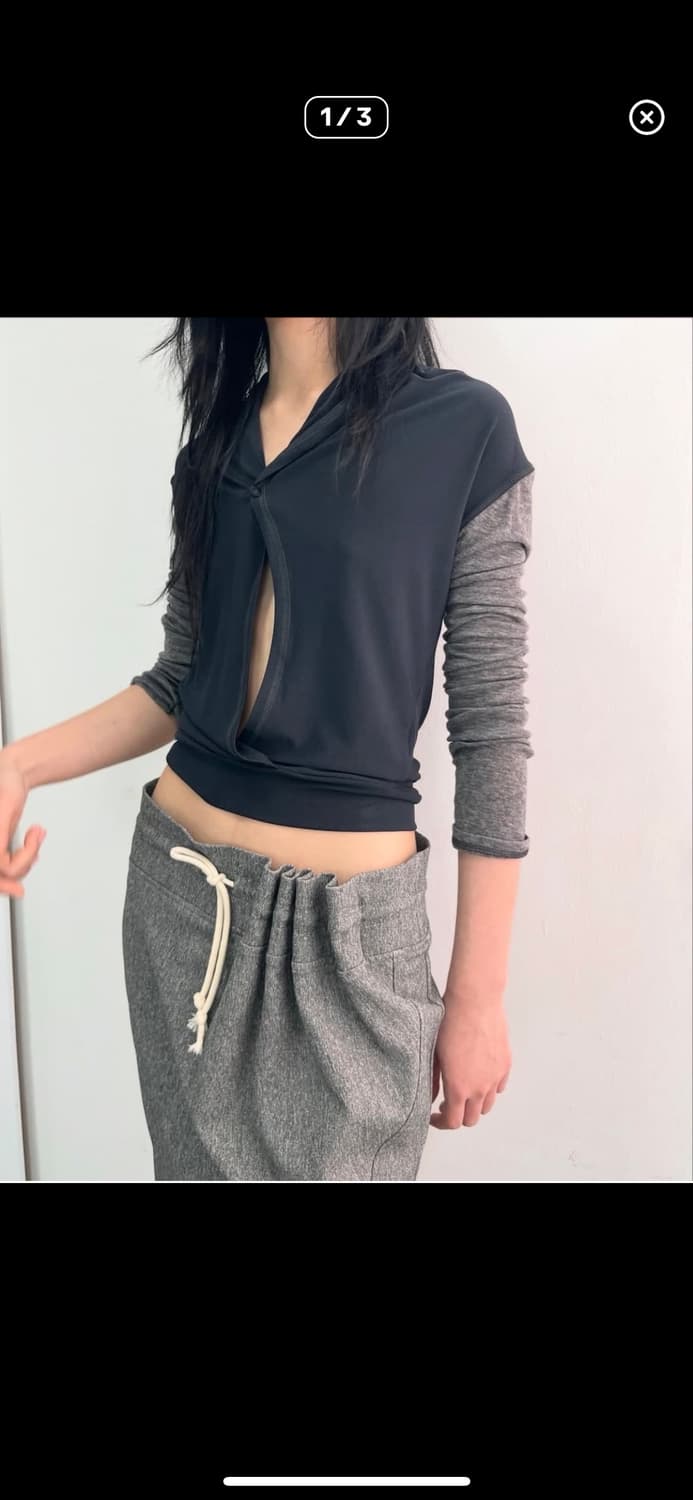 울리카 상투스 백플레어 탑 상품이미지1
