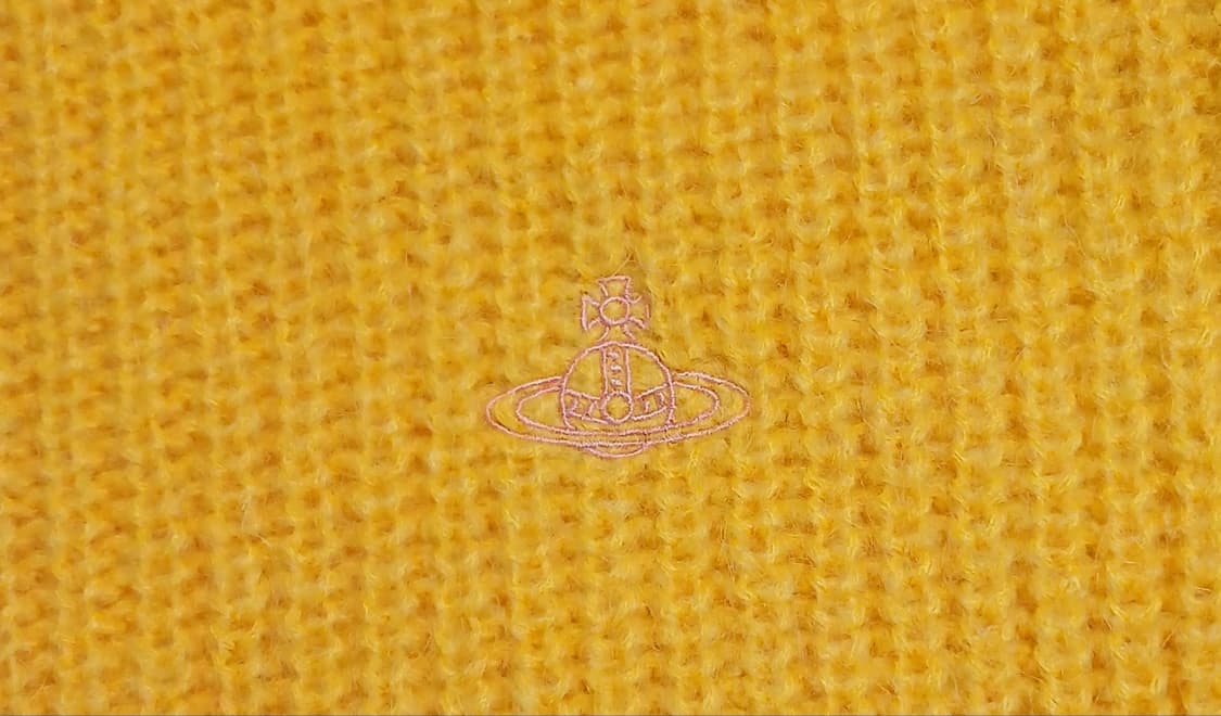 비비안웨스트우드 로고자수 니트 스웨터
 상품이미지3