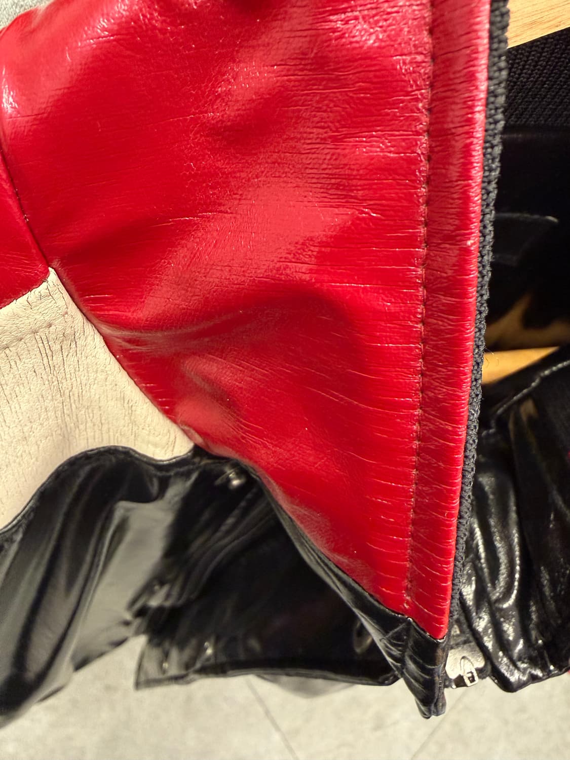 [L] LG 트윈스 atc 유광 야구 점퍼 상품이미지4