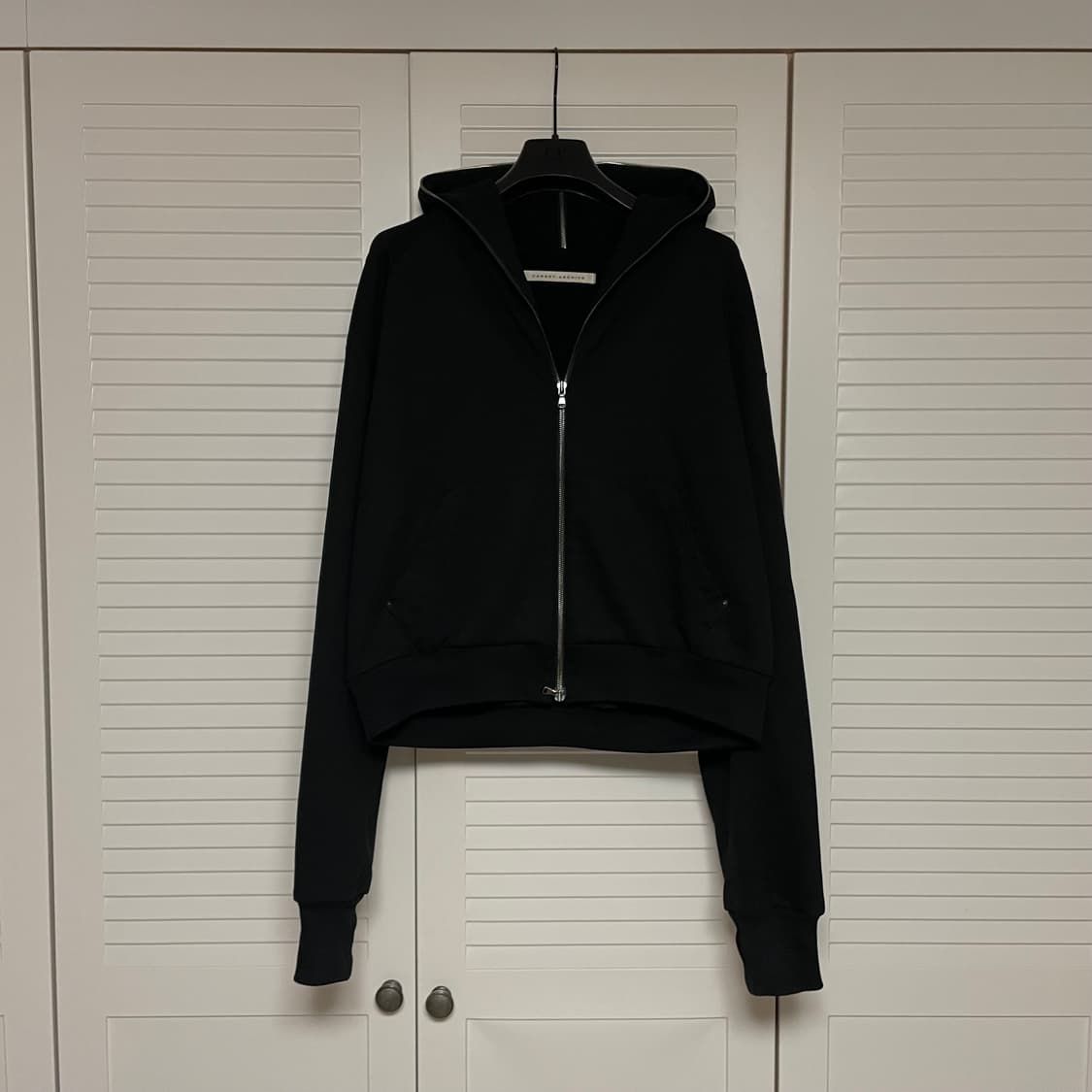 카르넷아카이브 램헤드 후드집업 상품이미지2