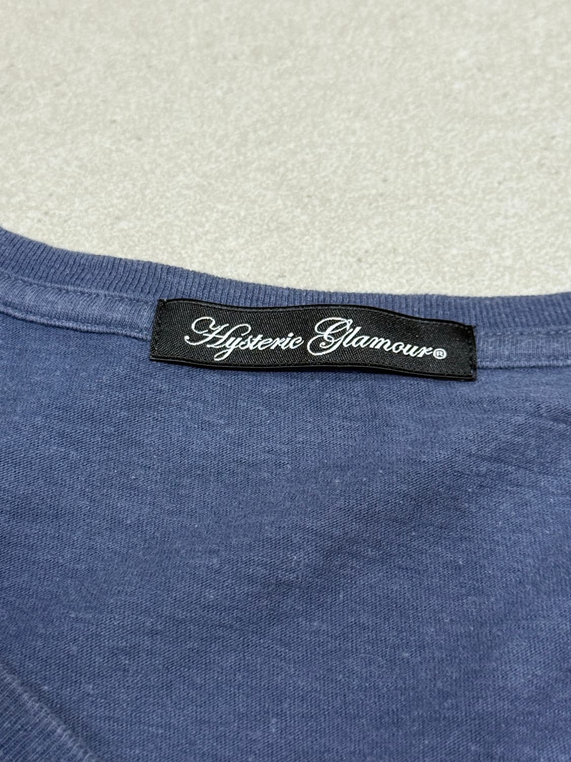 히스테릭 글래머 아카이브 단추 디테일 히스걸 반팔 티셔츠 상품이미지3