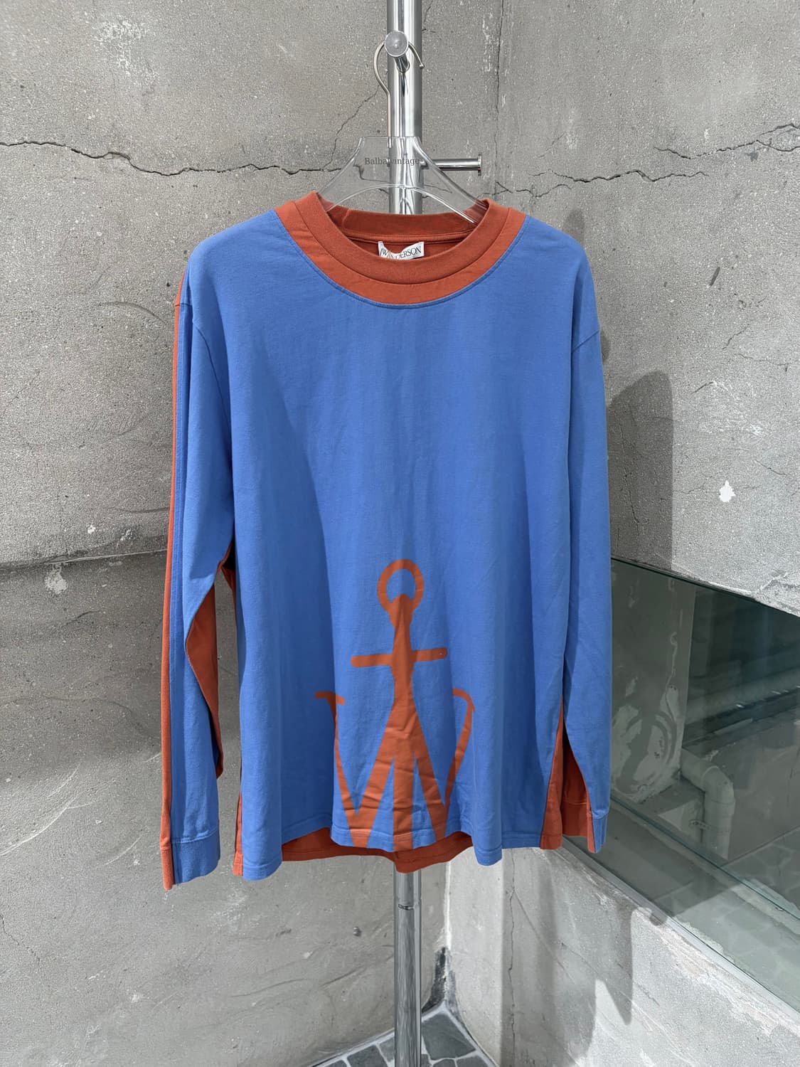 JW Anderson 하프 앵커 롱슬리브 상품이미지1