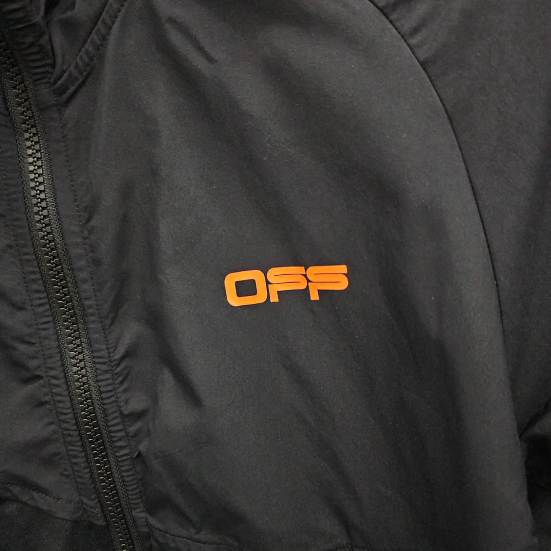 Off white 오프화이트 테크니컬 후드 집업 자켓 상품이미지3