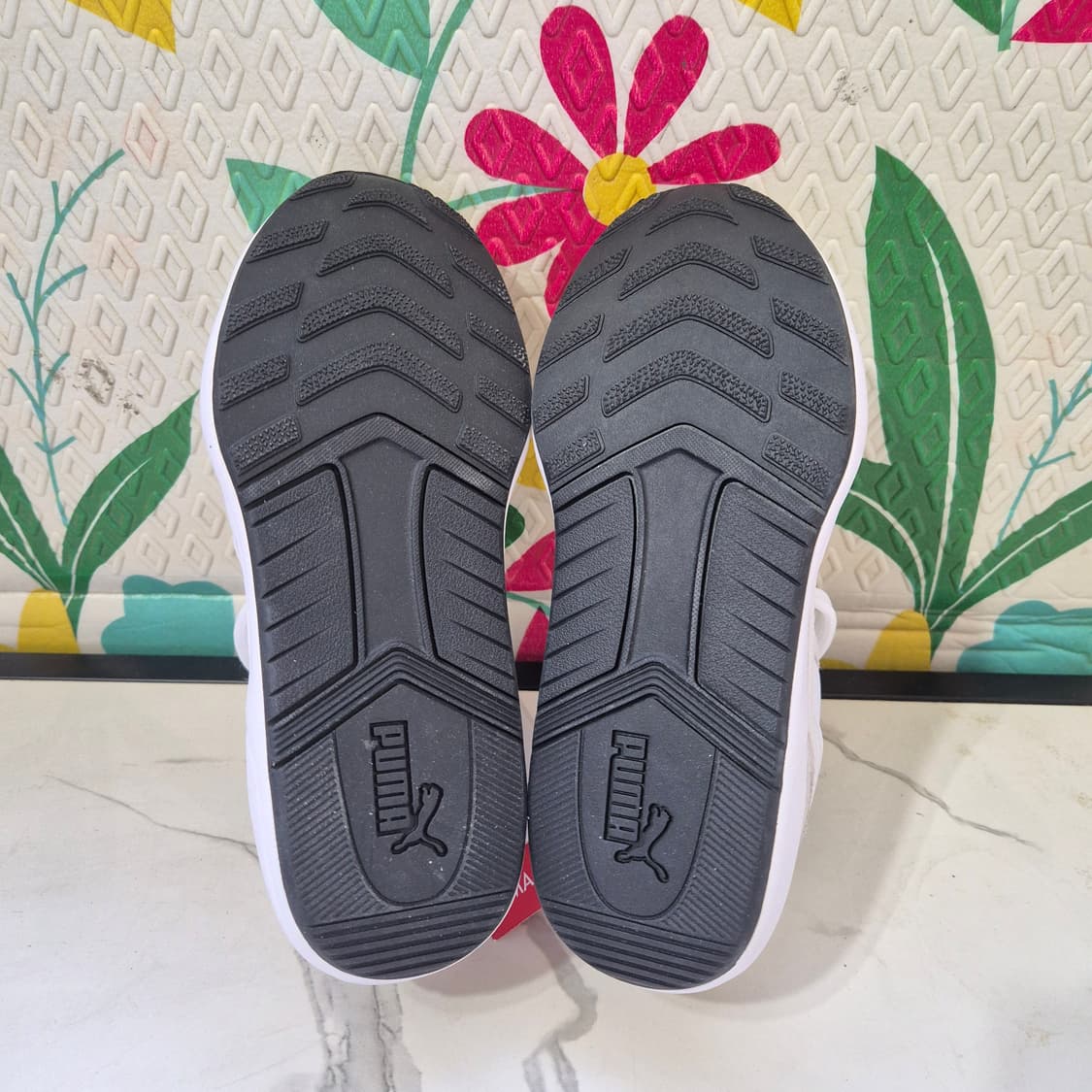 푸마 운동화 화이트 스니커즈220 상품이미지8