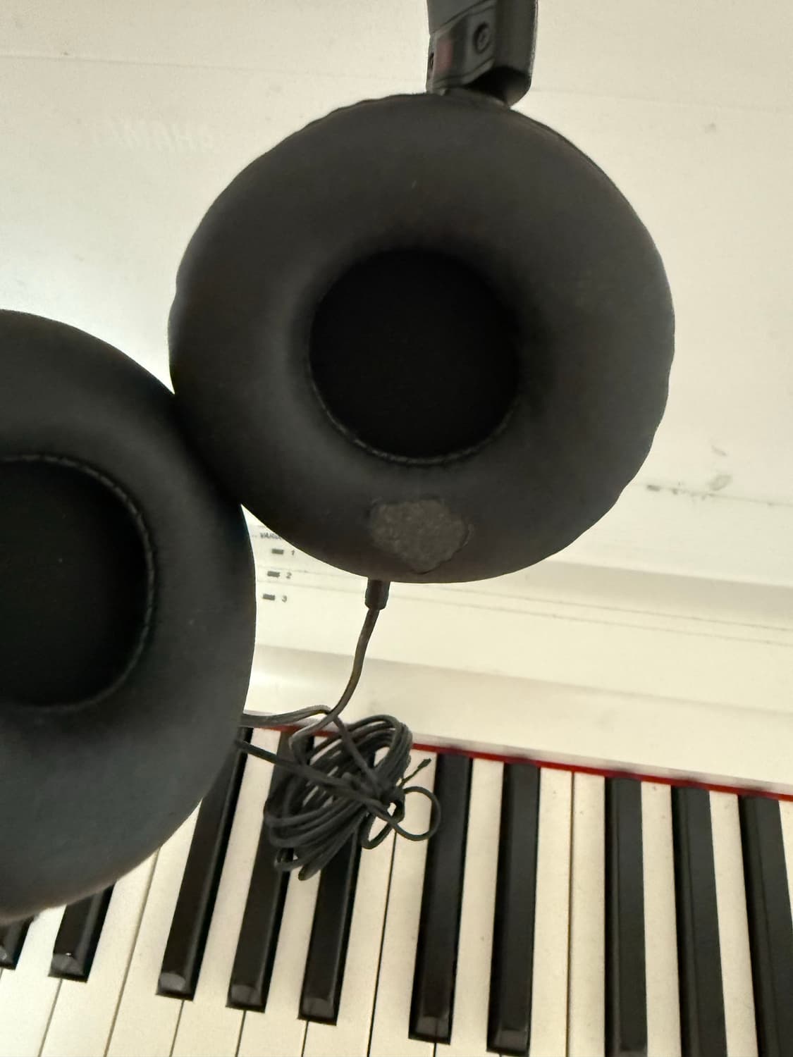 야마하 전자피아노 P125 화이트 상품이미지5