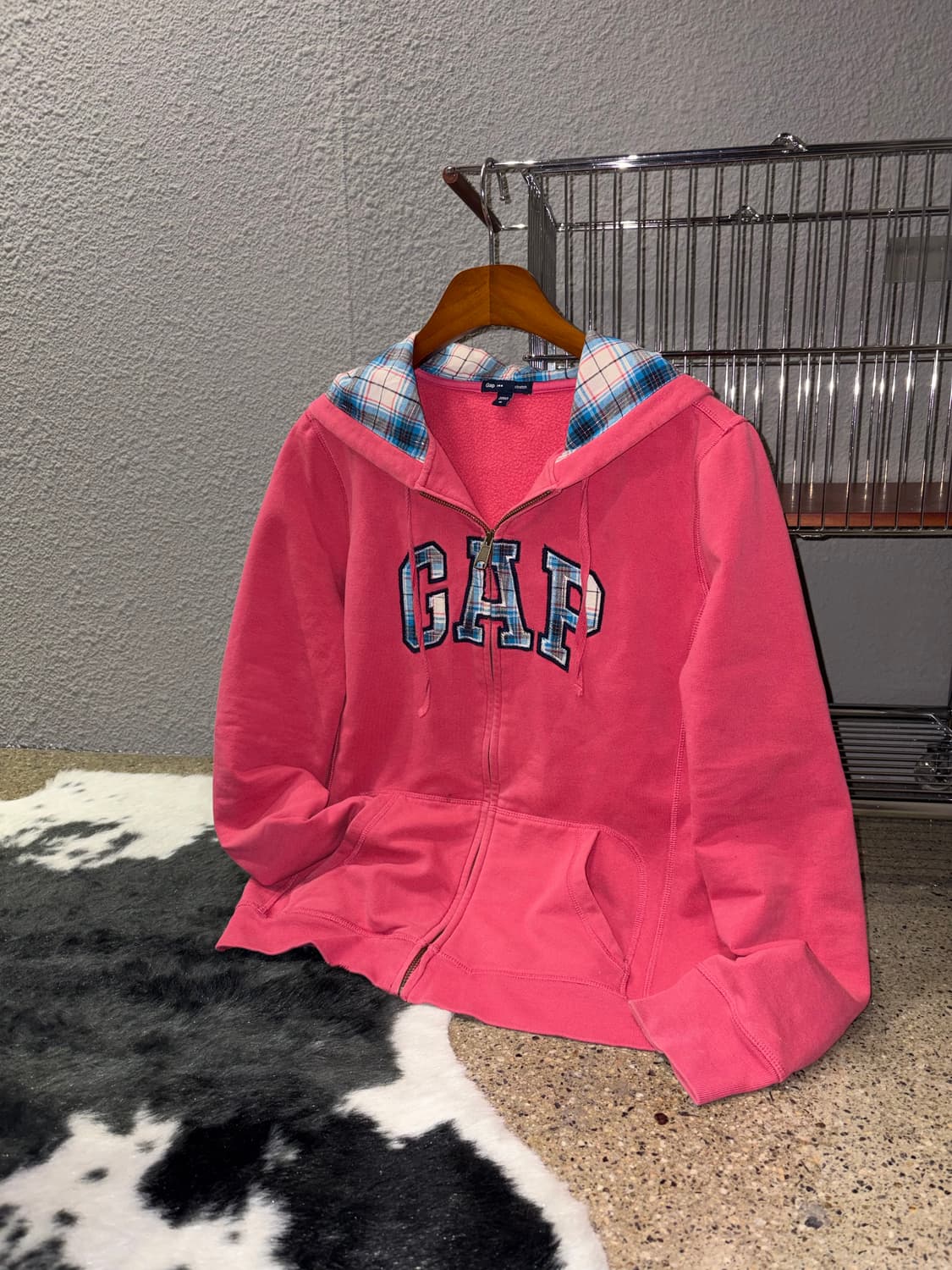 GAP 체크 키치 로고 후드집업 상품이미지2