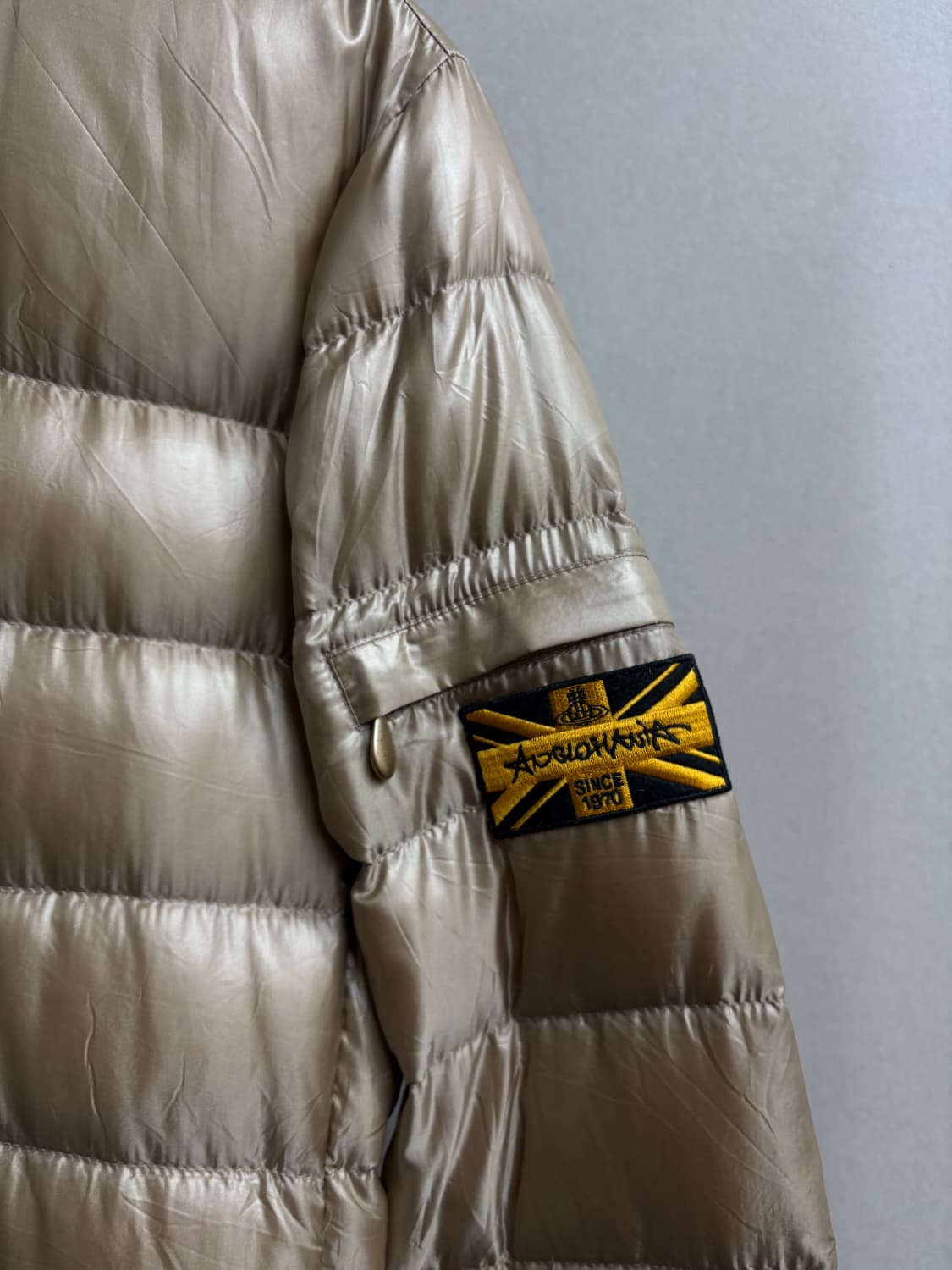 비비안 웨스트 우드 아카이빙 경량패딩 상품이미지3