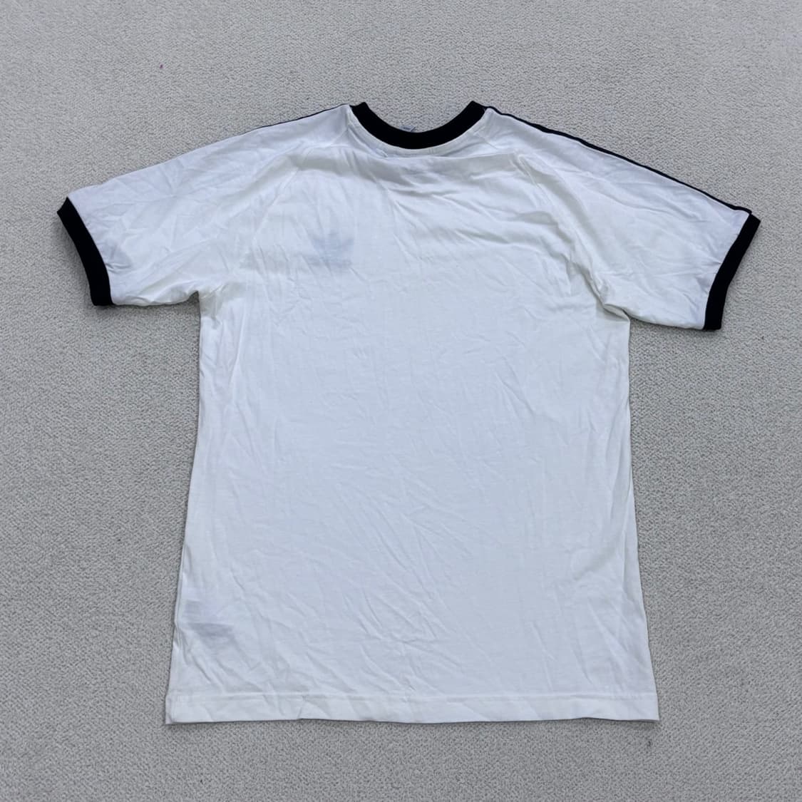 L 아디다스 클래식 반팔 티셔츠 0415E 상품이미지2