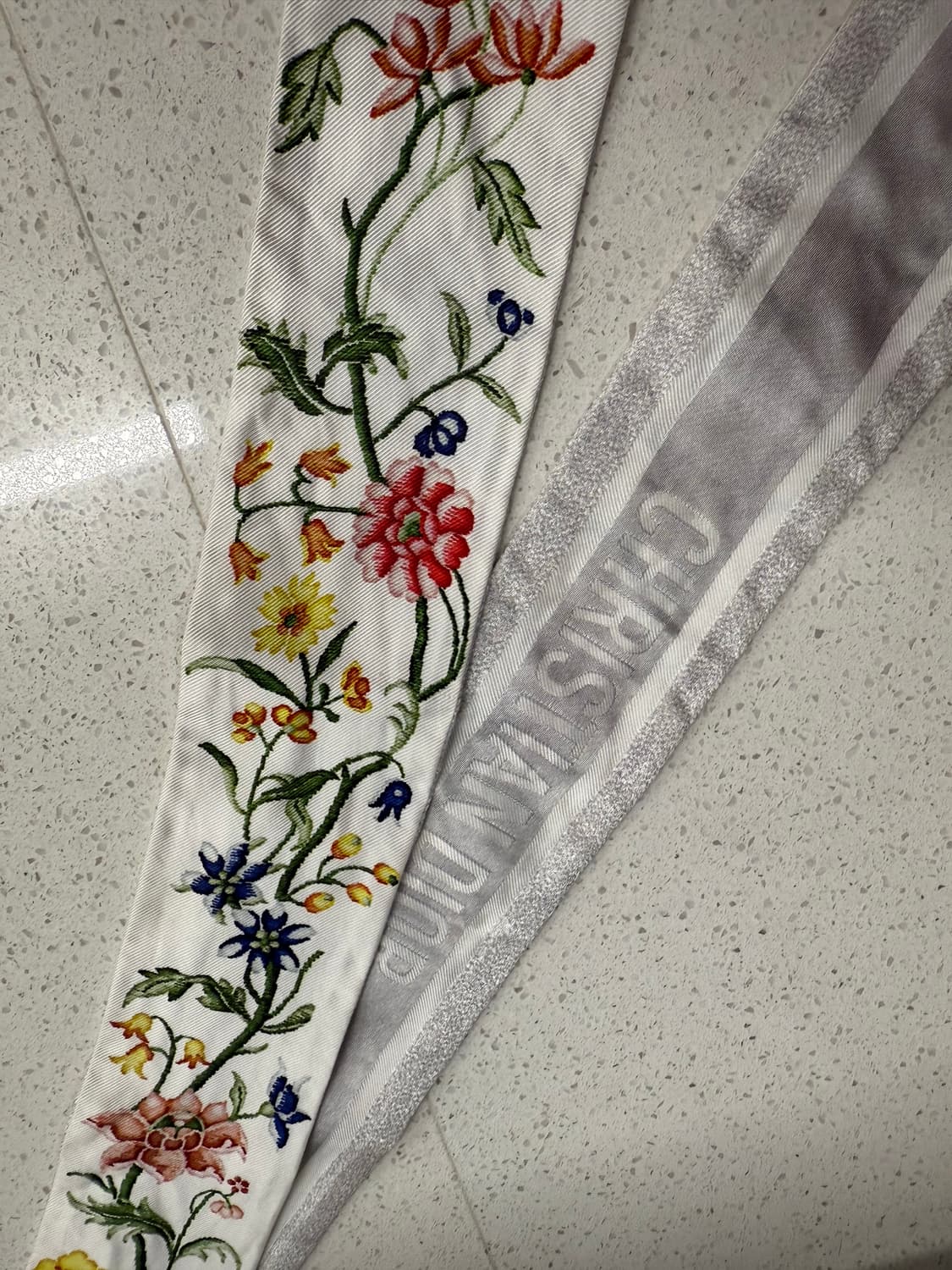 디올스카프 상품이미지2