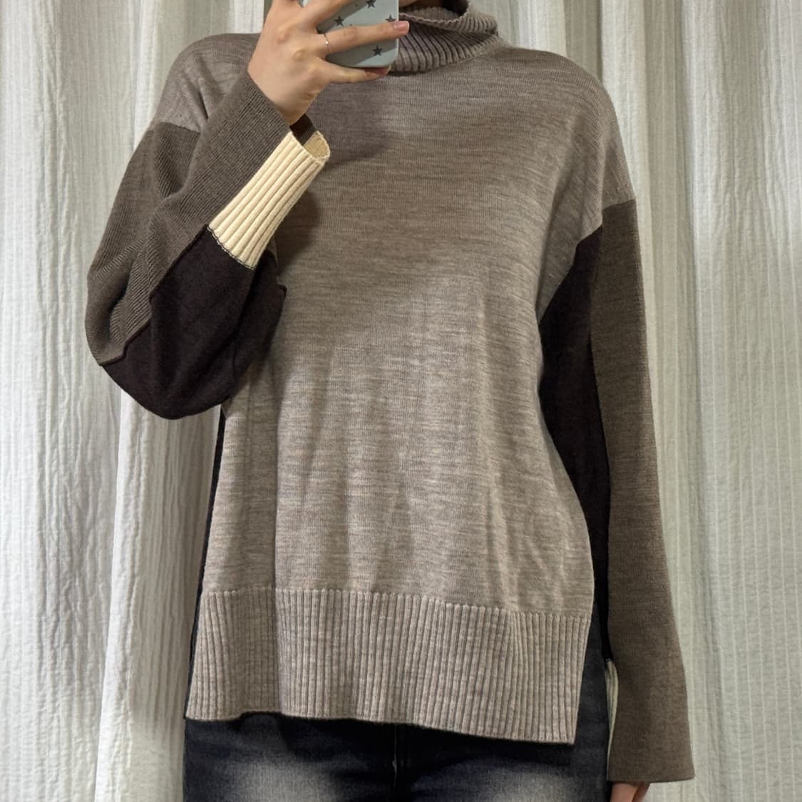 COS 코스 컬러블록 울 터틀넥 니트 상품이미지1