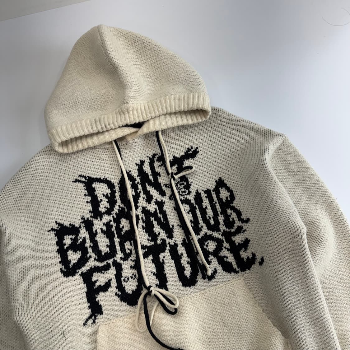 Ajobyajo 아조바이아조 아이보리 니트 후드티 상품이미지4