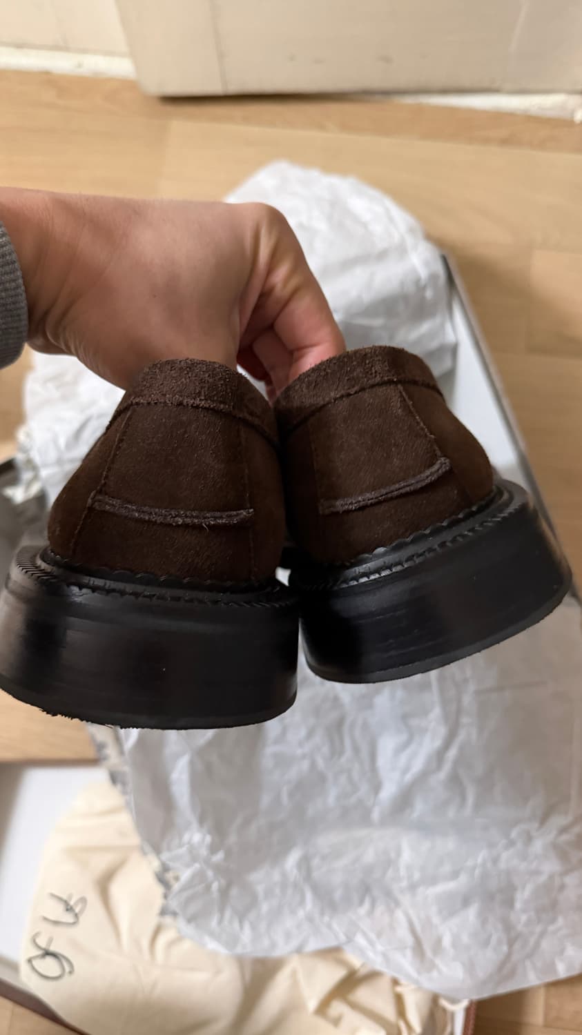 STU Office 스웨이드 로퍼 42 팝니다 상품이미지5