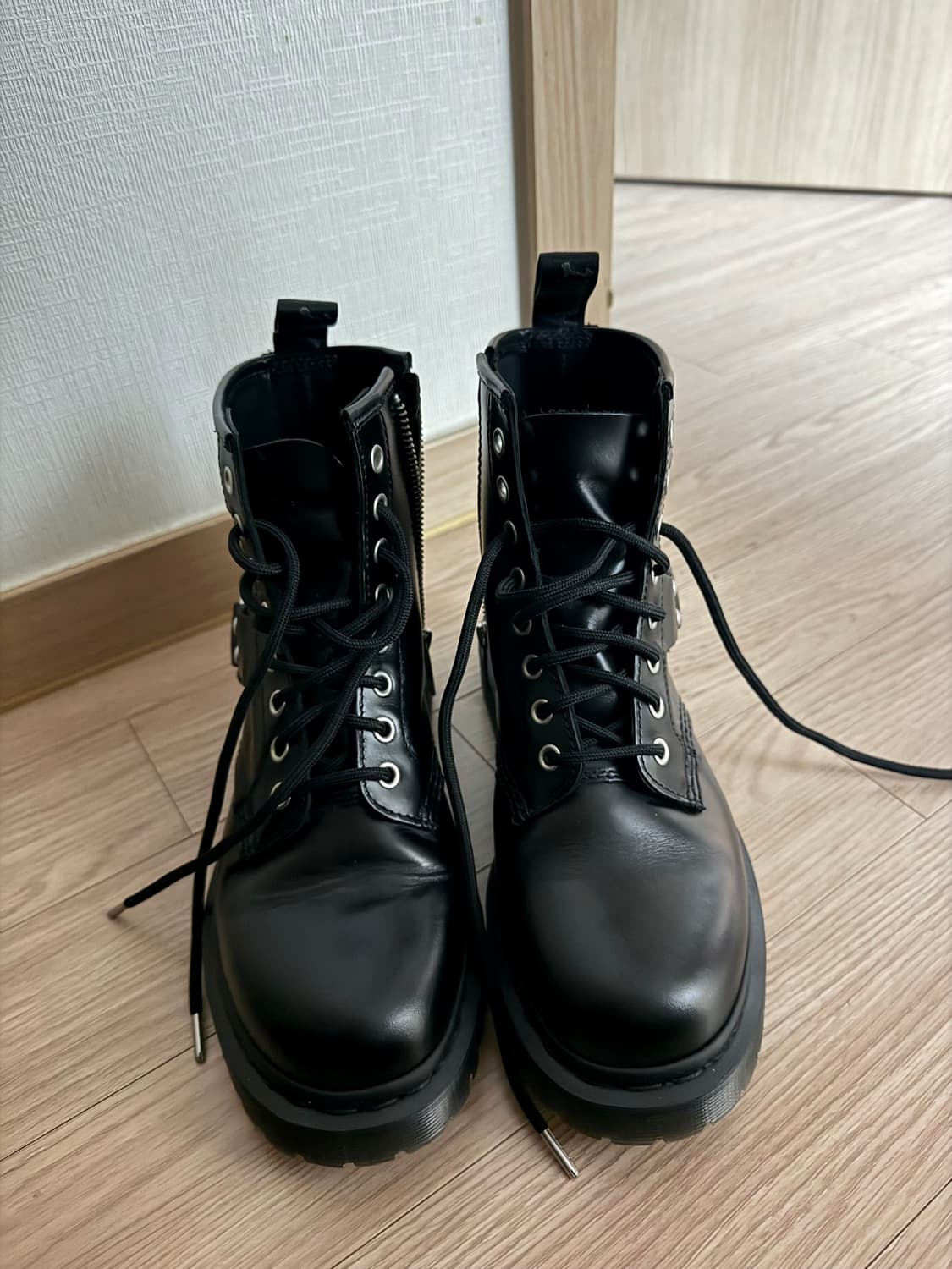 닥터마틴 1460 하네스 250 UK6 상품이미지9