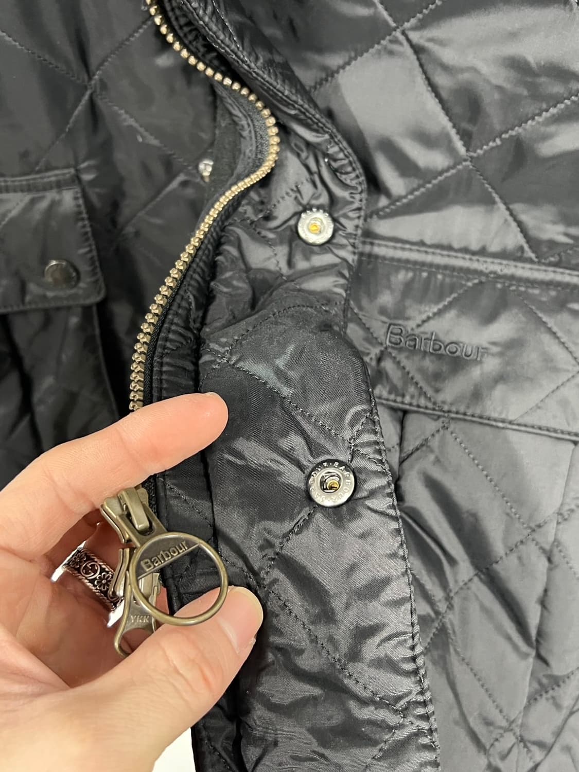 바버 인터네셔널 알리에 폴라 퀼팅 자켓 상품이미지4