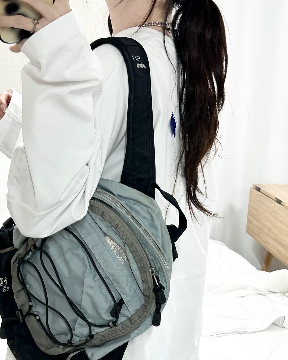 아더에러 x 자라 화이트 롱슬리브 상품이미지4