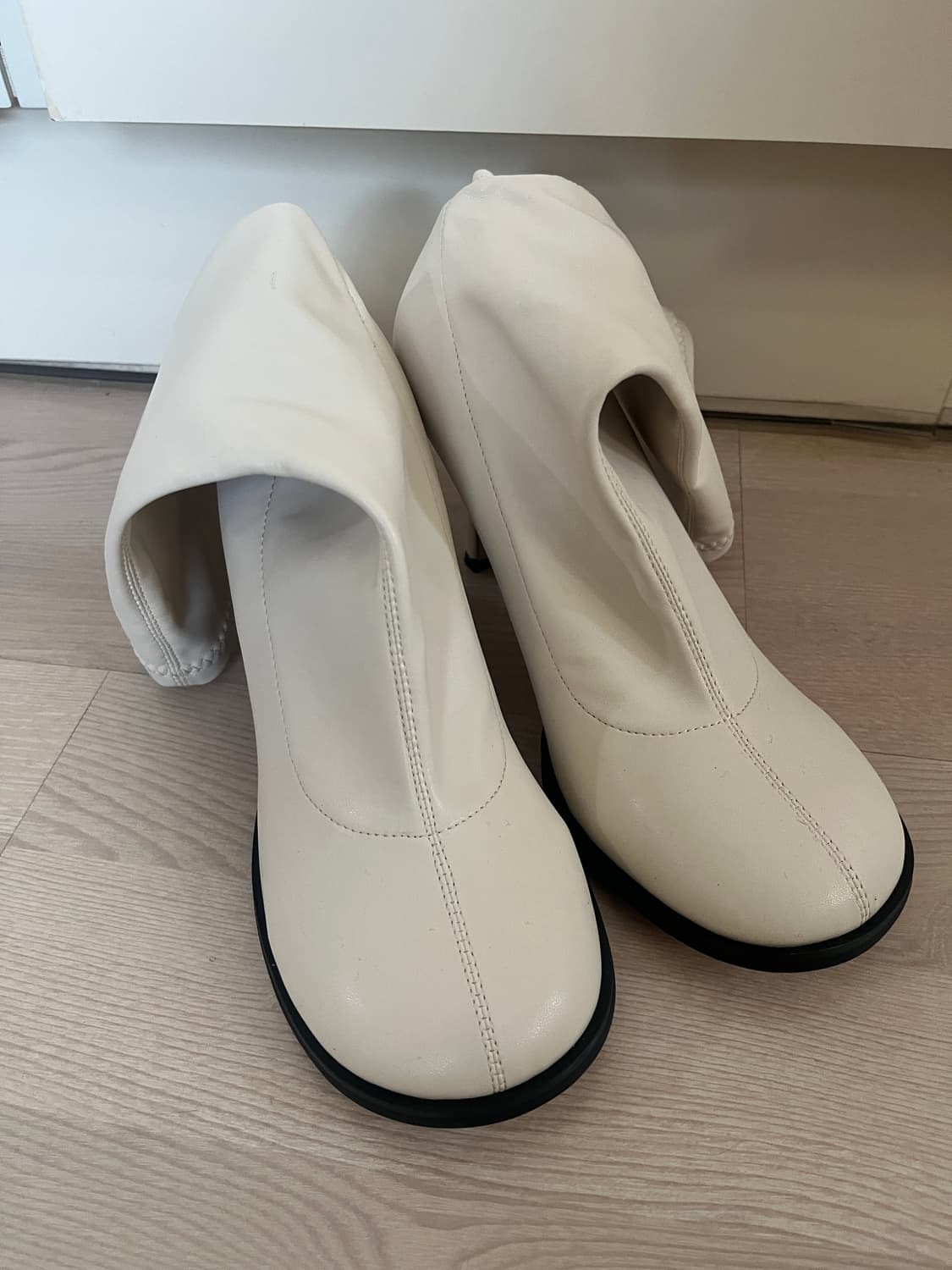 인조가죽 9cm 힐 (240) 상품이미지3